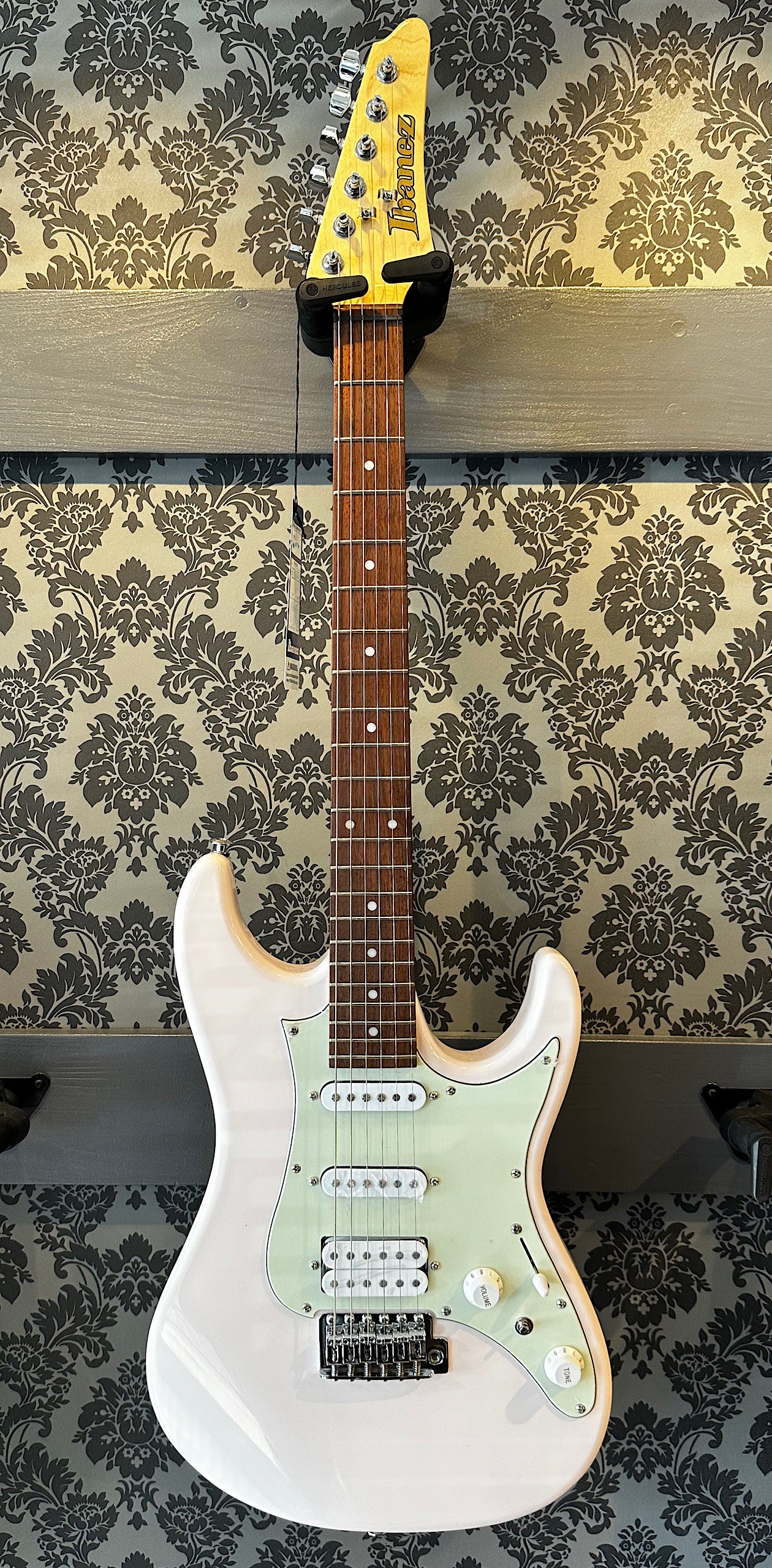 Ibanez AZES40-PPK Pastel Pink