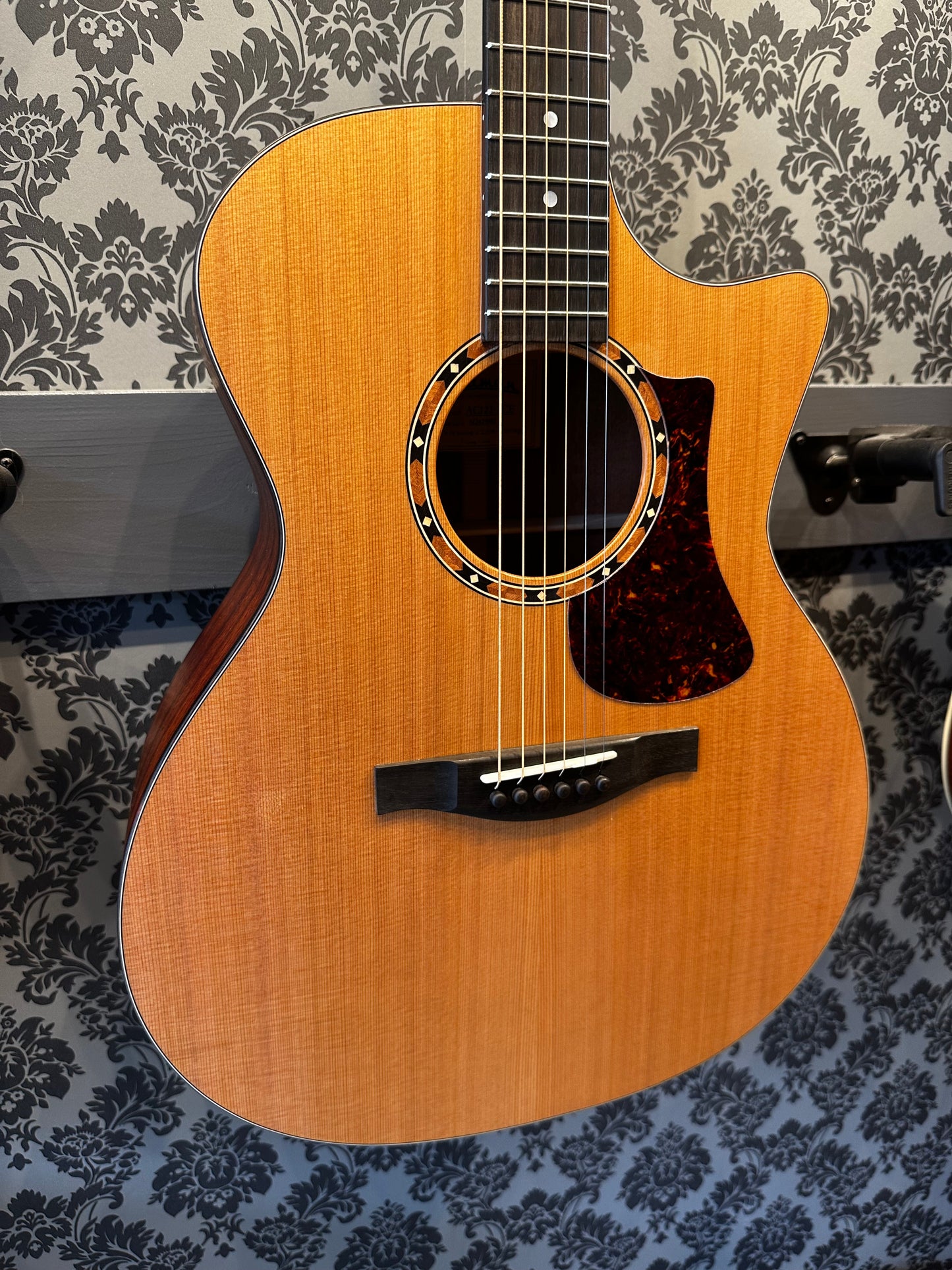 Eastman AC122-2CE Incl. Gigbag