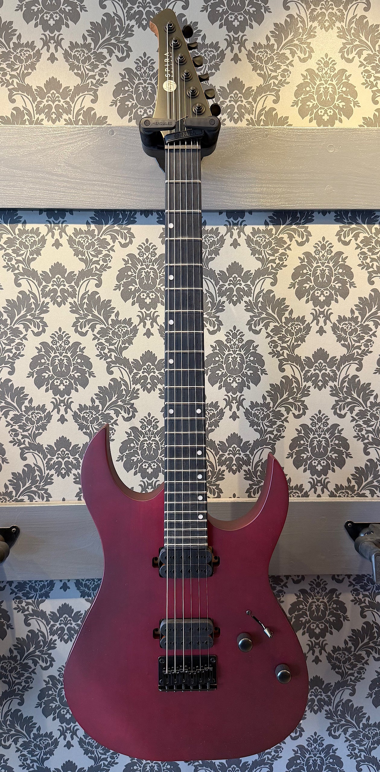 Spira T-400 MWR Satin Wine Red