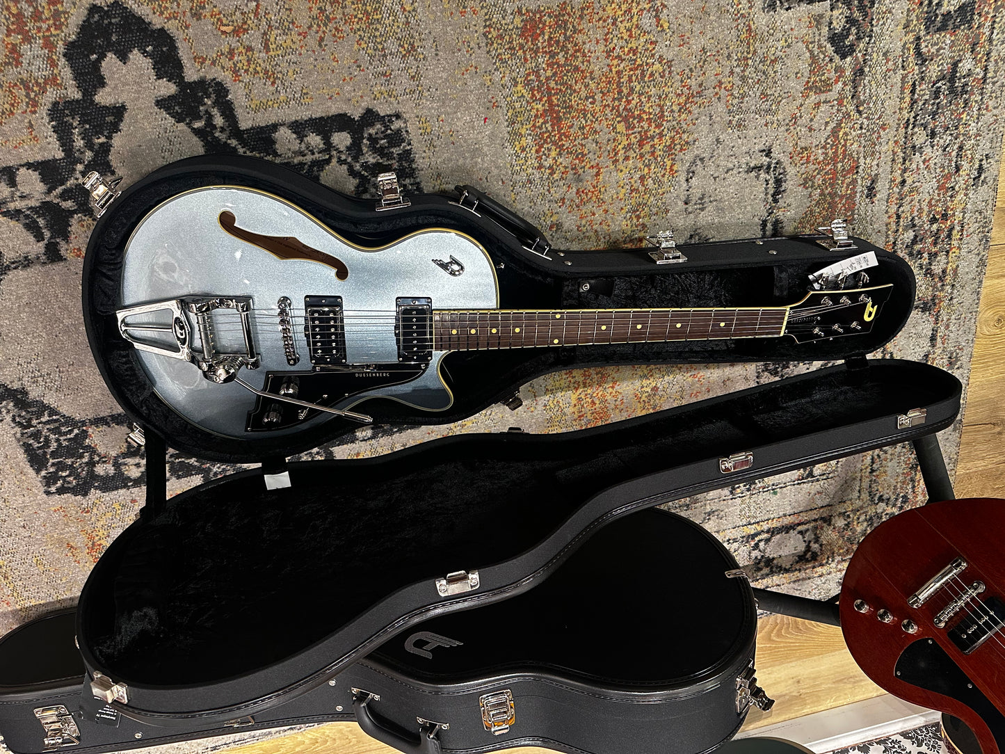 Duesenberg Starplayer TV Catalina Avalon Blue Incl. Case