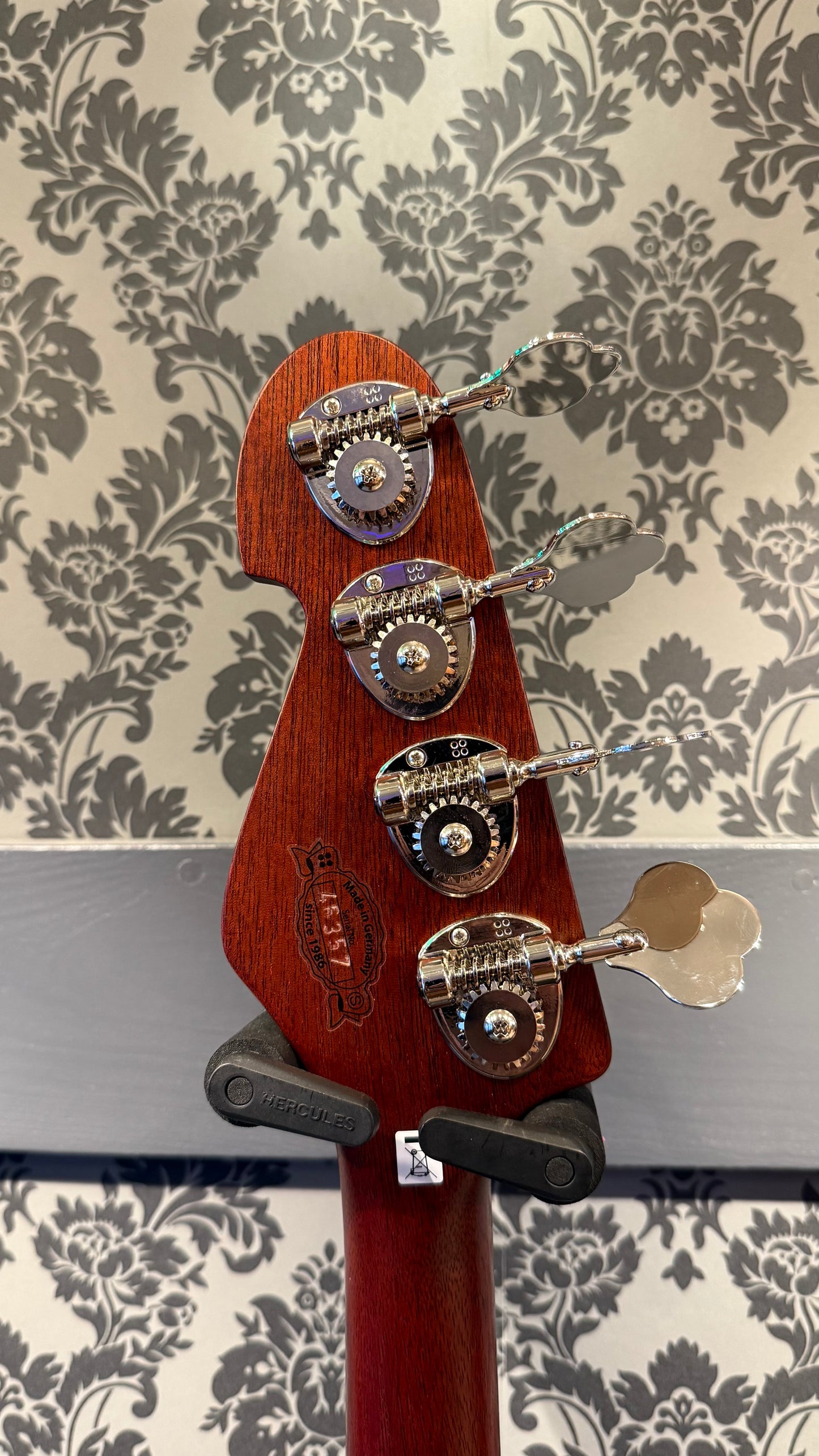 Sandberg Florence Short Scale Matt Nature Mahogany