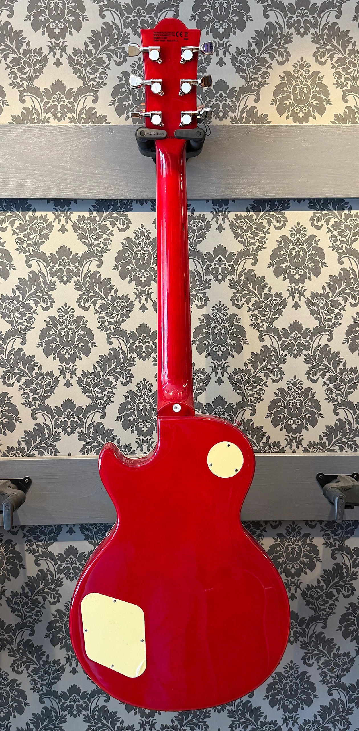 Eko LS300-CSB Cherry Sunburst