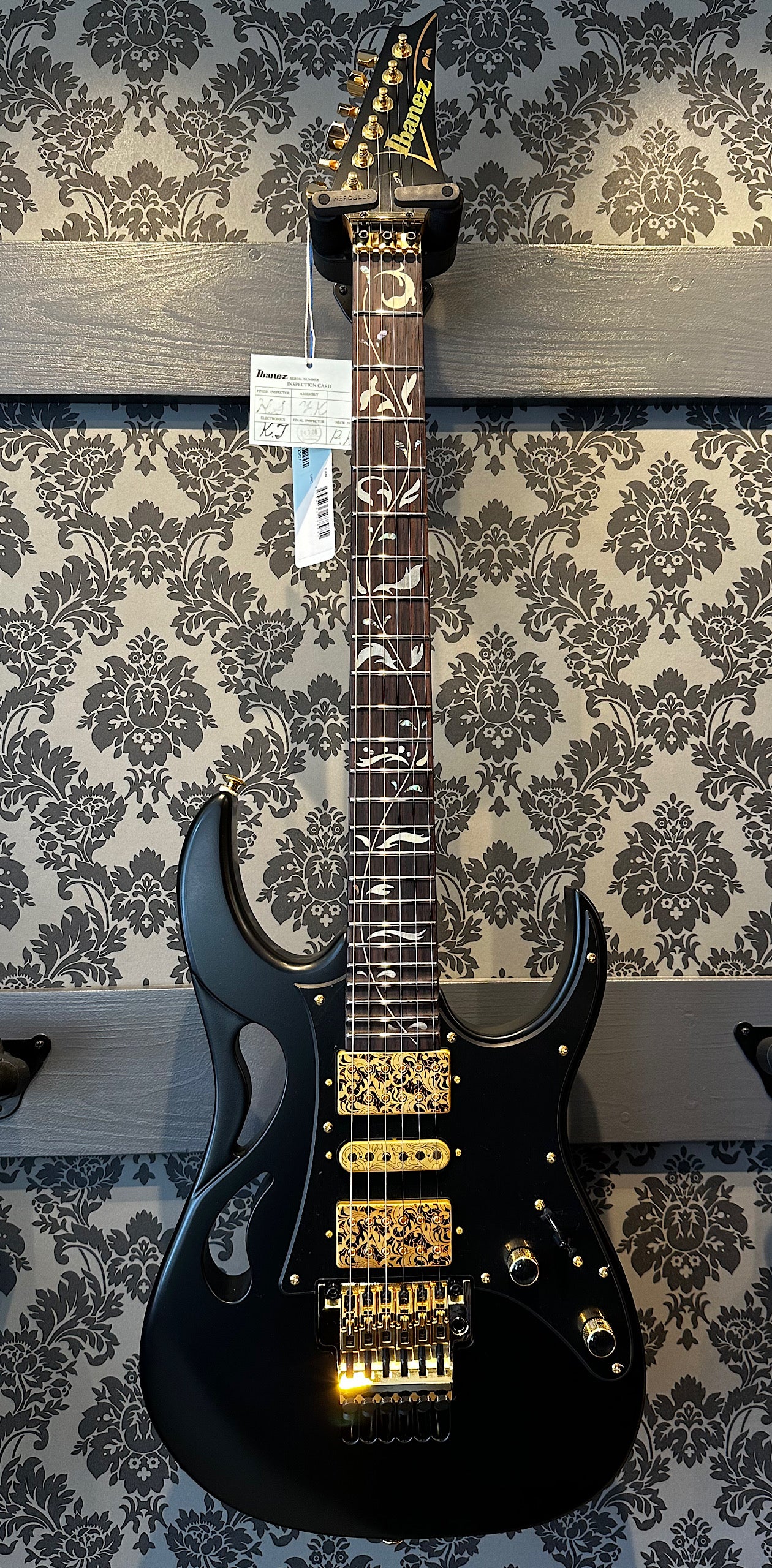 Ibanez PIA3761-XB Steve Vai Signature Model