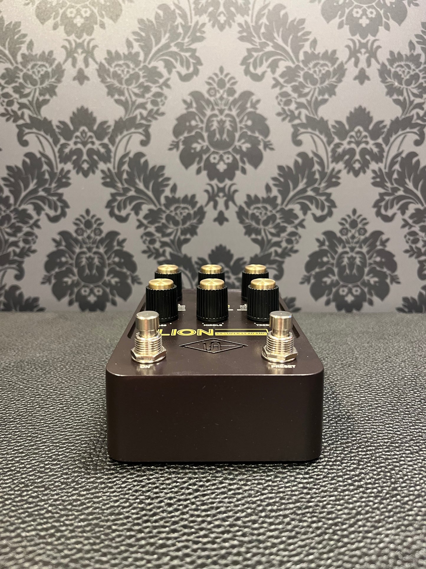 Universal Audio Lion 68 Lead Amp