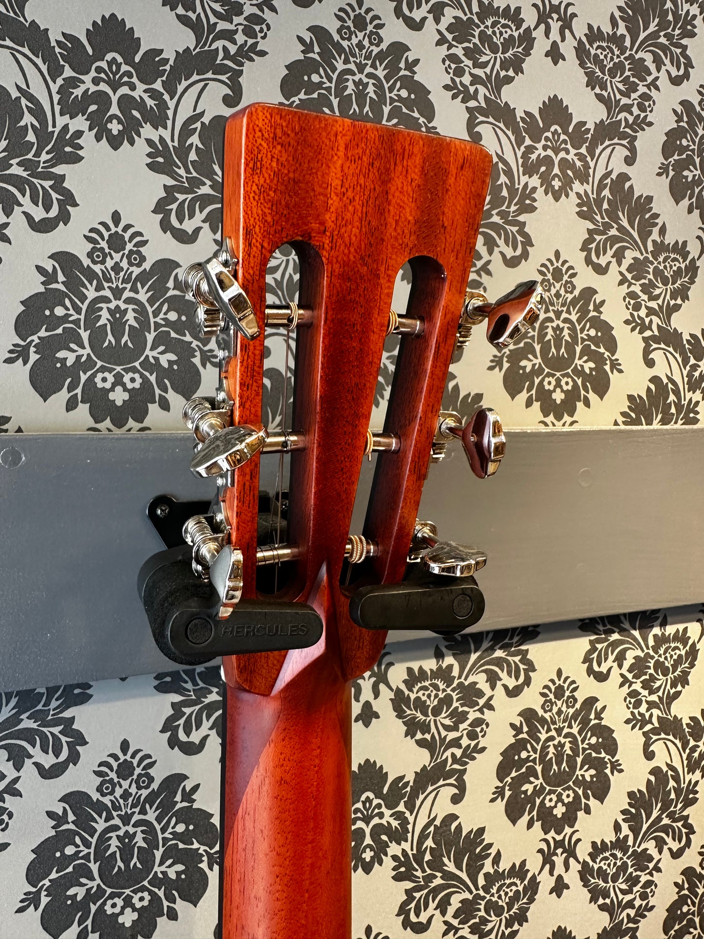 Eastman E1P Deluxe Sunburst Incl. gigbag