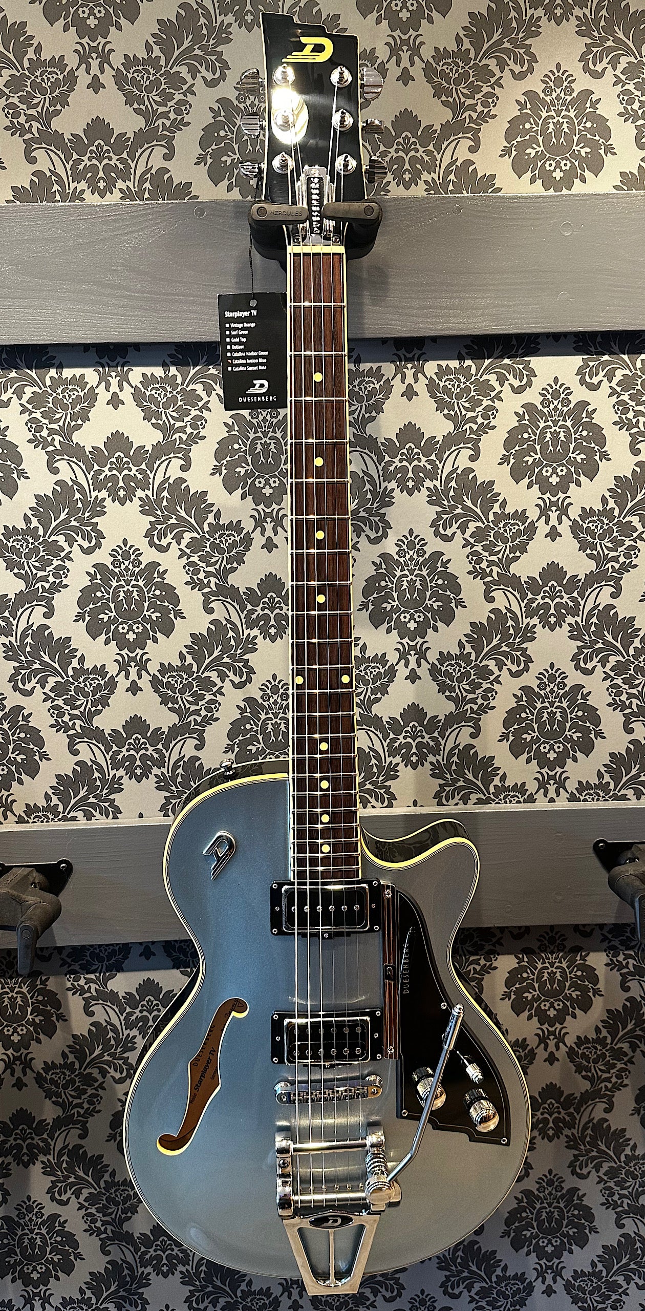 Duesenberg Starplayer TV Catalina Avalon Blue Incl. Case