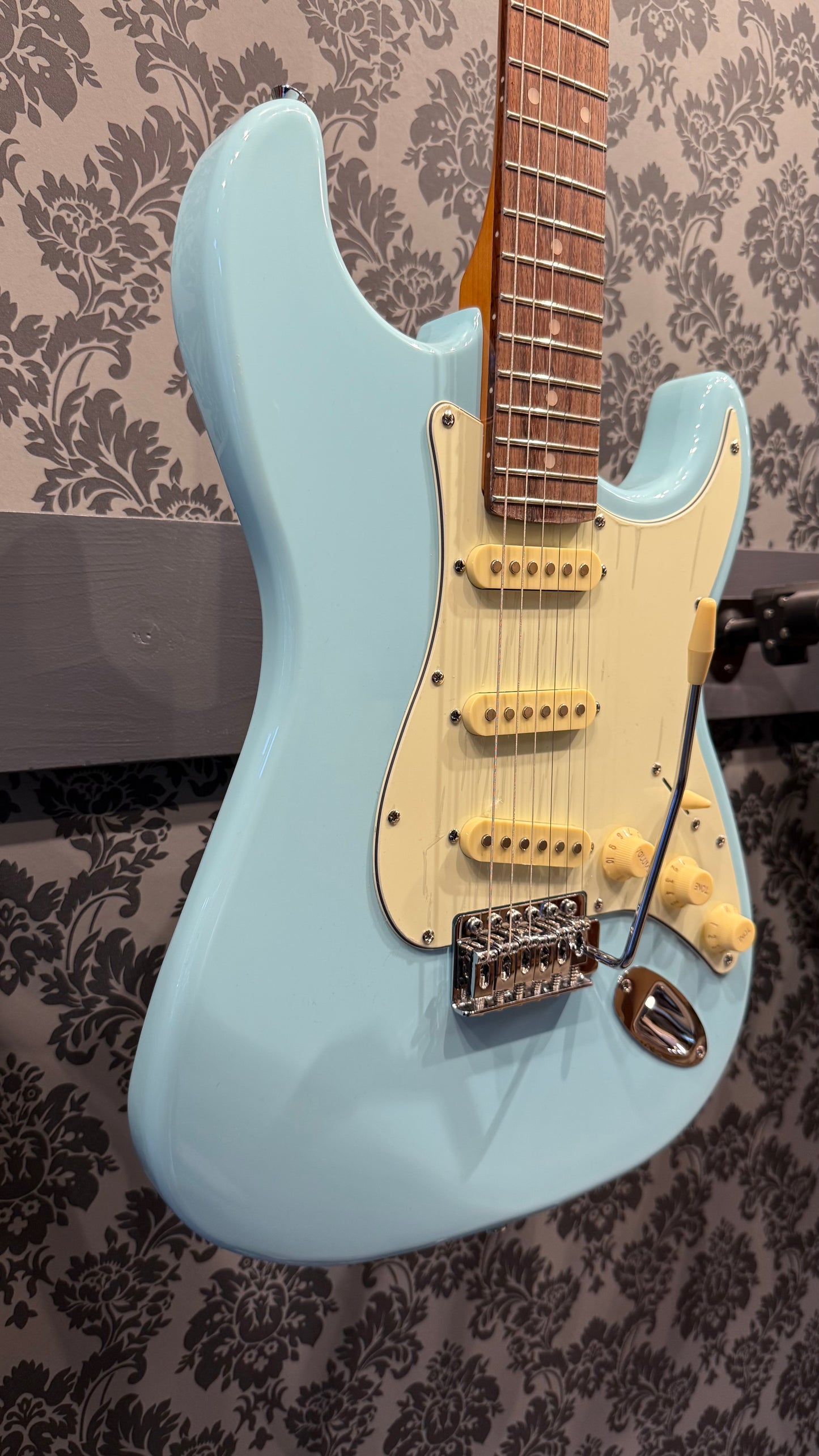 Eko ST-300 Tribute Blue