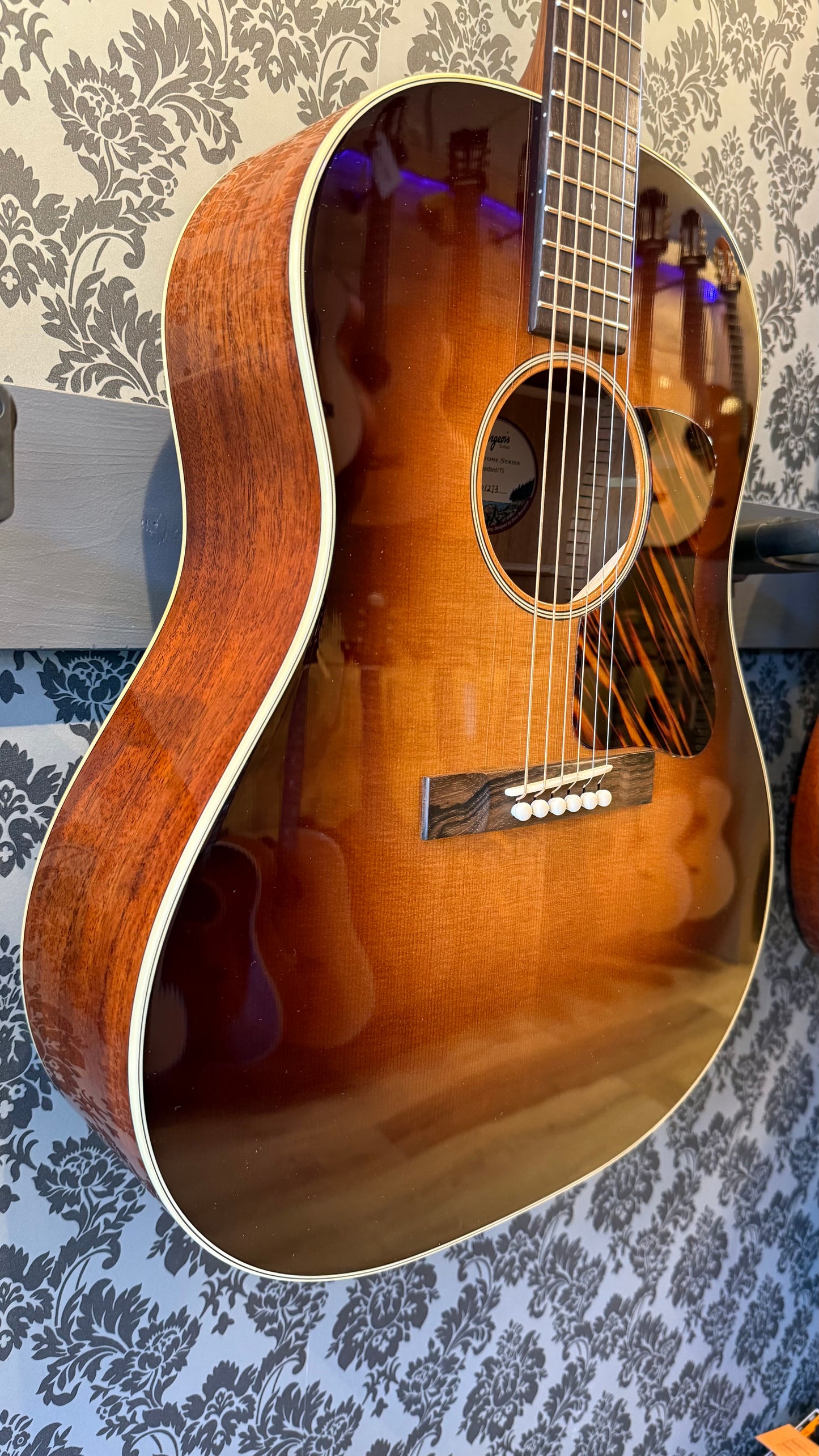 Bourgeois SDS/TS Slope D Touchstone Series incl. case