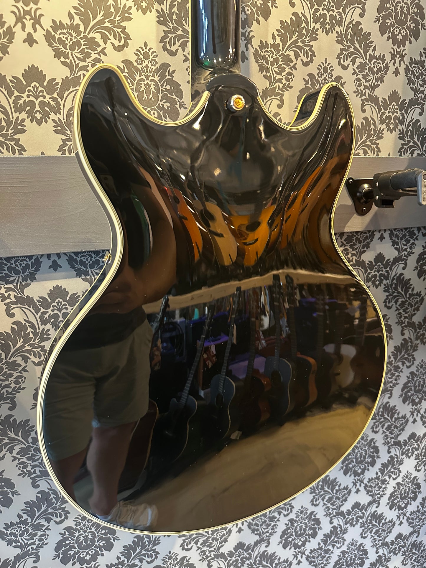 Sire Guitars Larry Carlton H7T Black