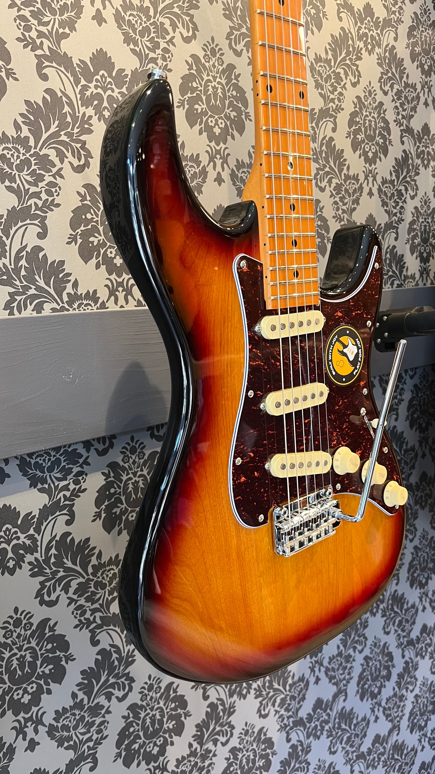 Sire S5/3TS S-Series Larry Carlton alder 3-tone SB