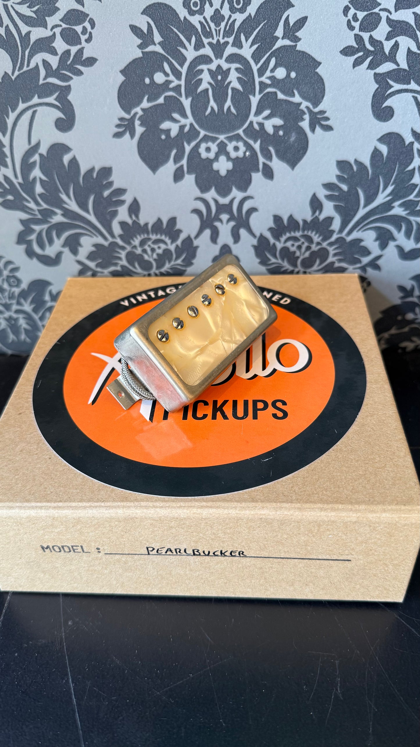 Del-Tone Apollo Pickup Pearlbucker Set
