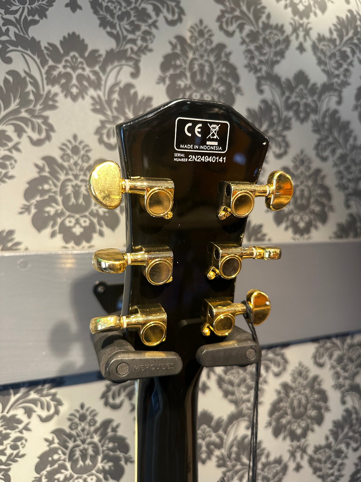 Sire Guitars Larry Carlton H7T Black