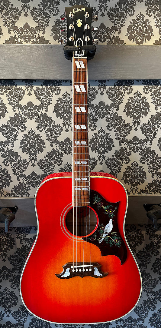 Gibson Dove Original Vintage Cherry Sunburst Incl. Case (occasion)