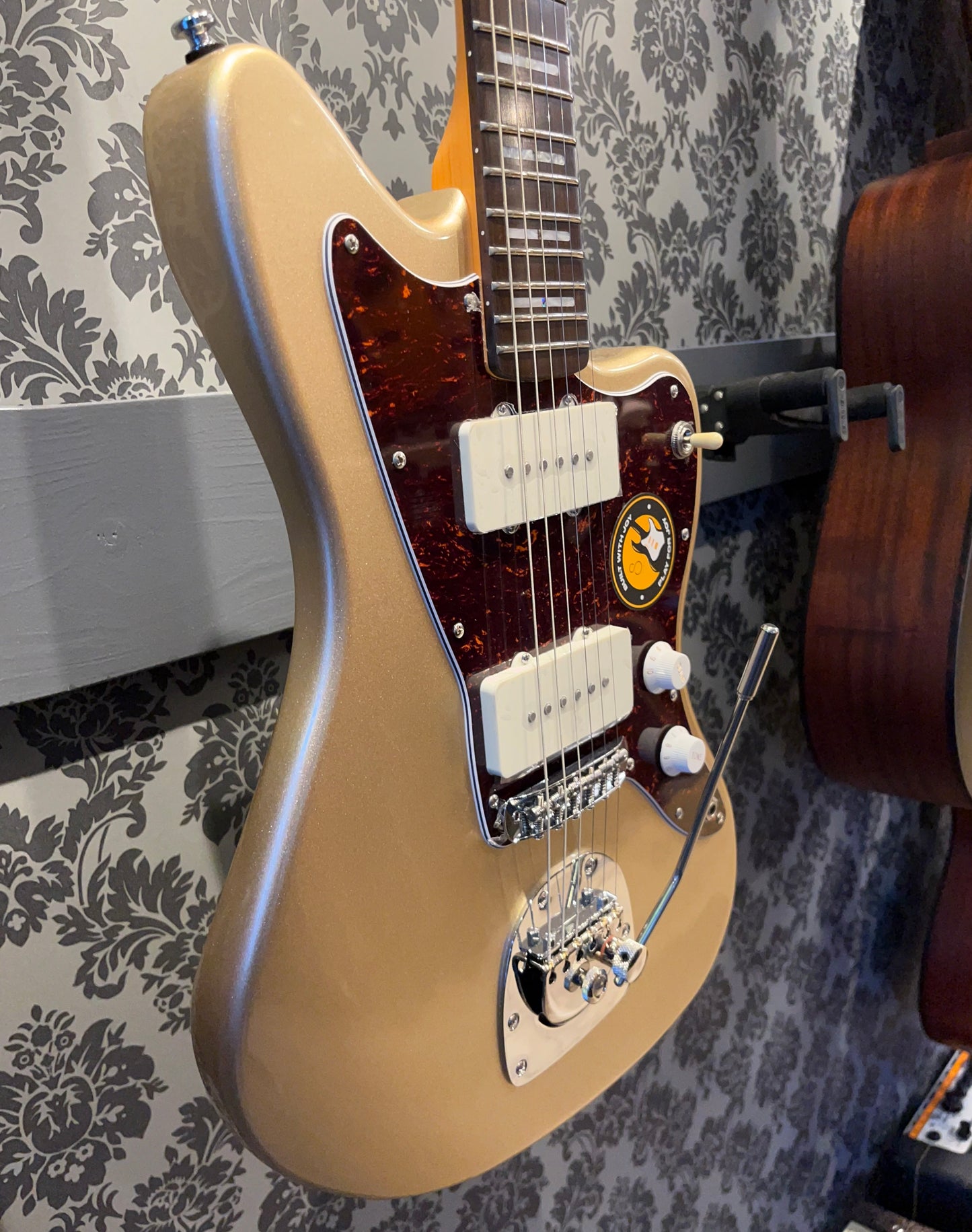 Sire Guitars Larry Carlton J5 Champagne Gold Metallic