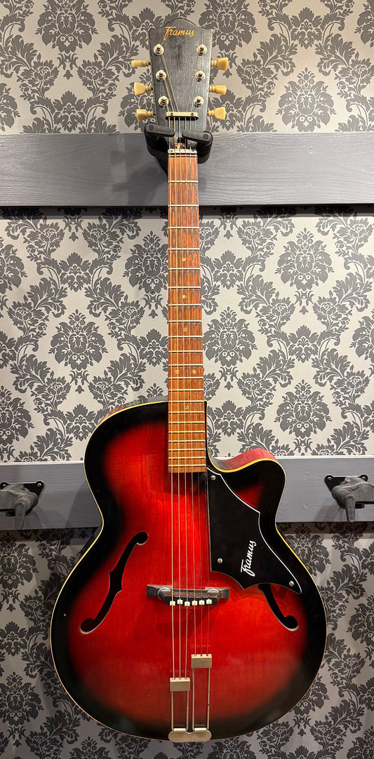 Framus sorella sunburst 1959 74A archtop (occasion)