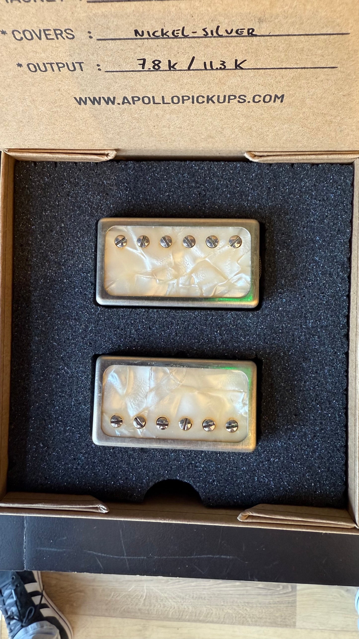 Del-Tone Apollo Pickup Pearlbucker Set