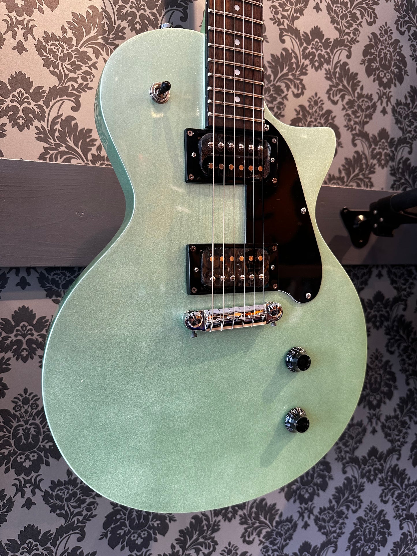 Sire Guitars Larry Carlton L3 Surf Green Metallic