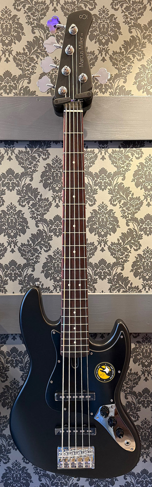 Sire Basses V3P 5/BKS Marcus Miller 5-string black satin