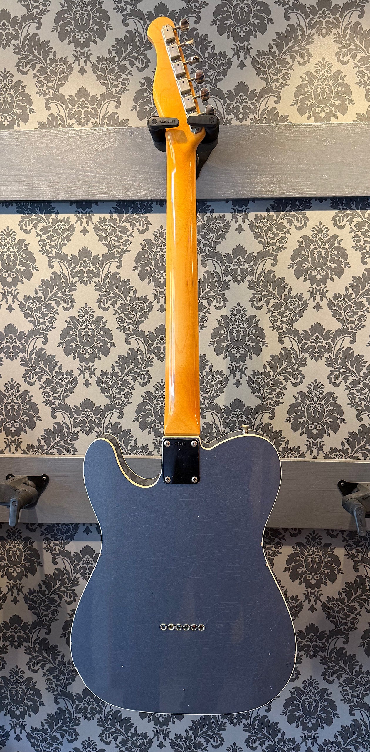 Del-Tone 60's T-style Custom (Custom Order) plus case