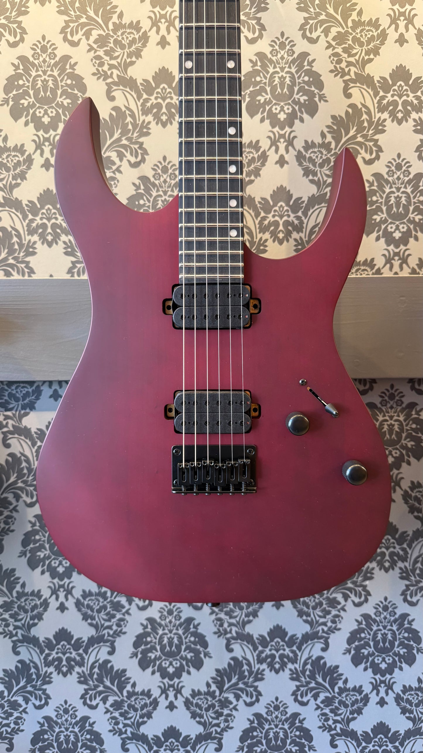 Spira T-400 MWR Satin Wine Red