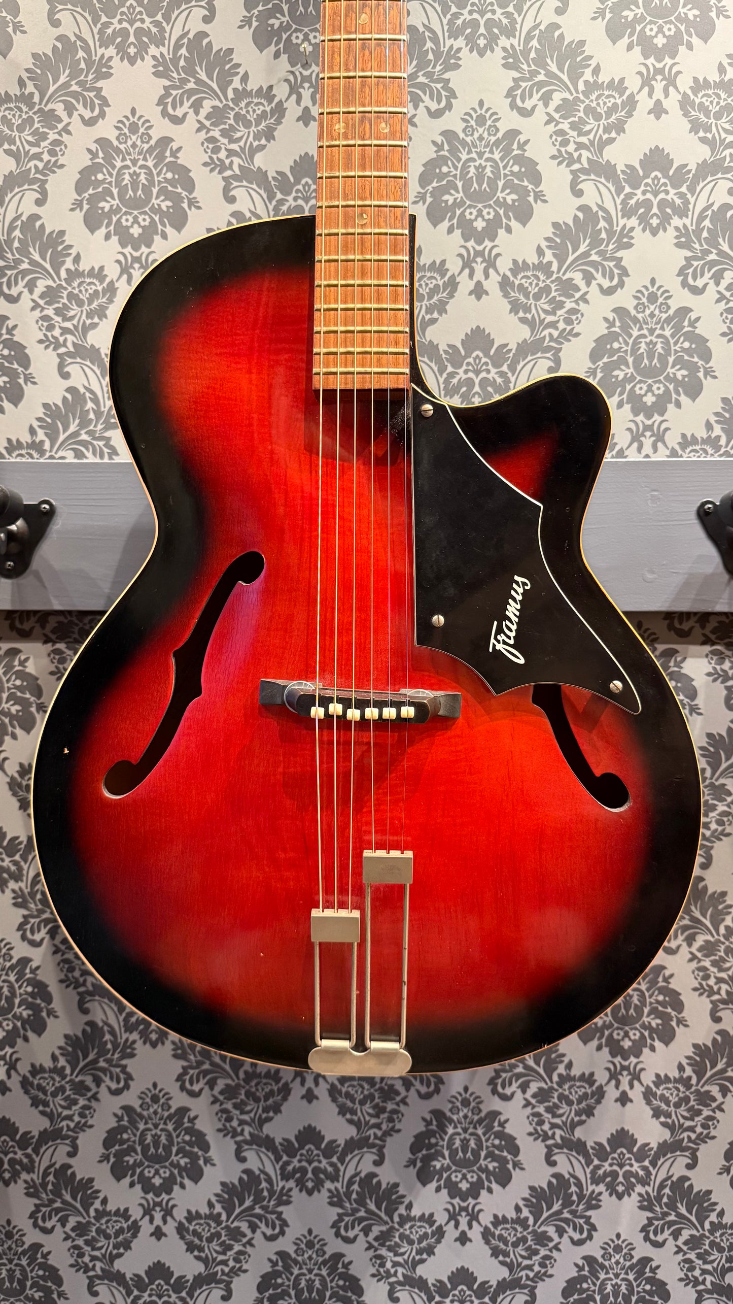 Framus sorella sunburst 1959 74A archtop (occasion)