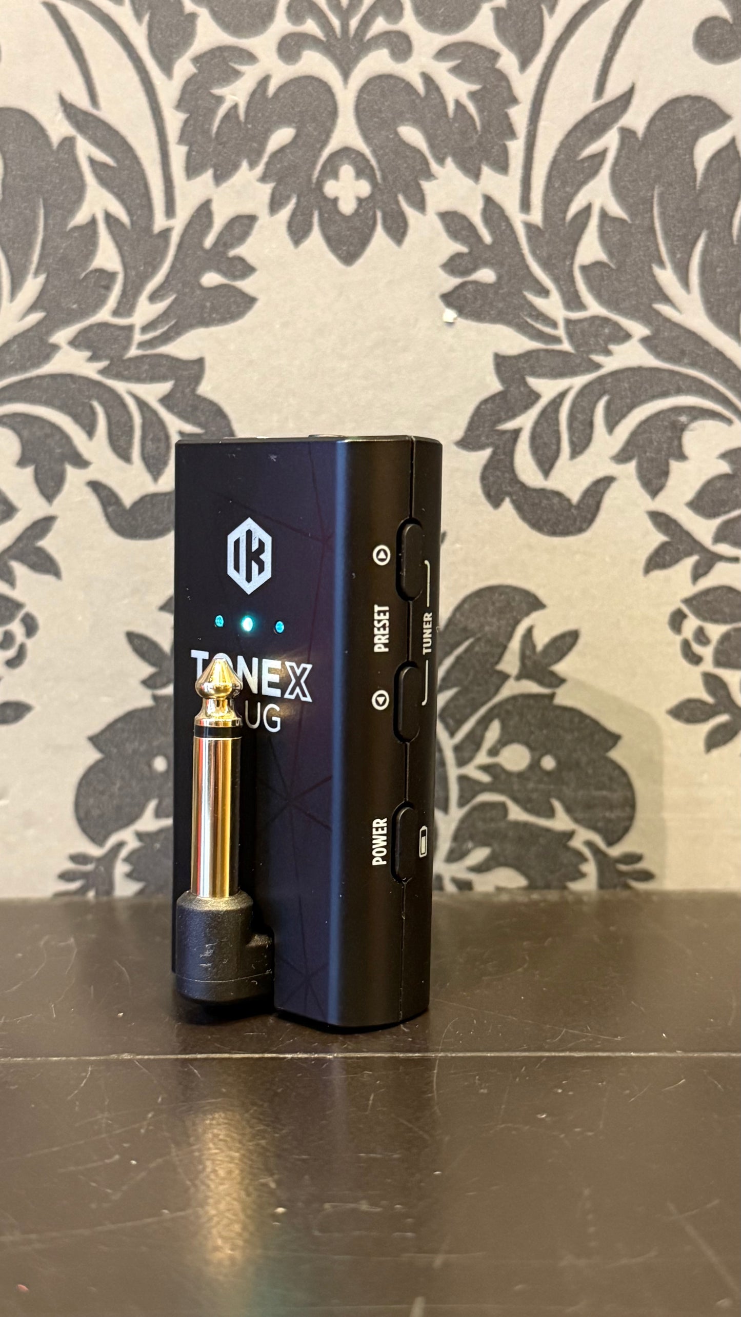IK Multimedia Tonex PLUG