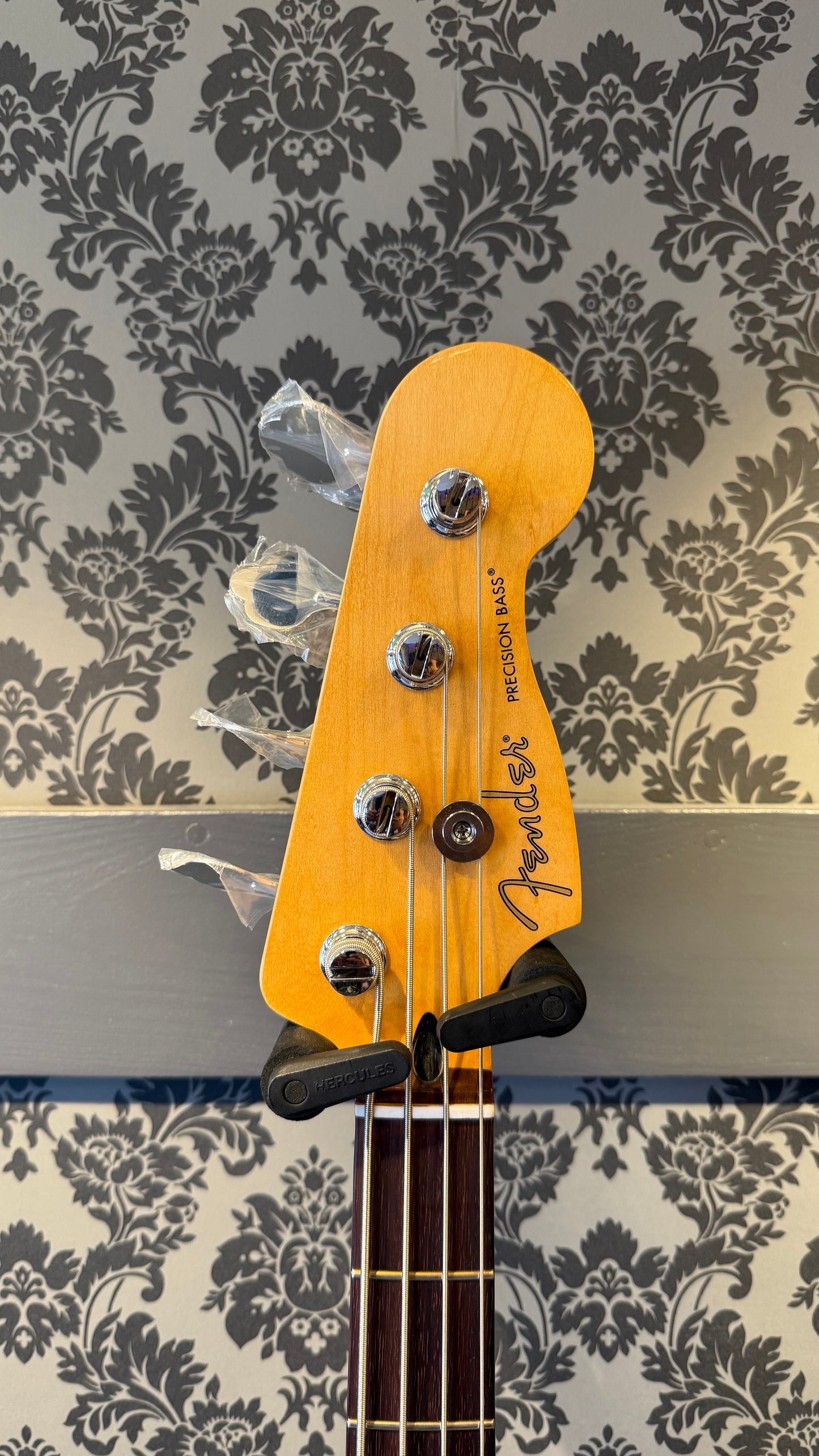 Fender Player II Precision Bass Rosewood Fingerboard Sunburst