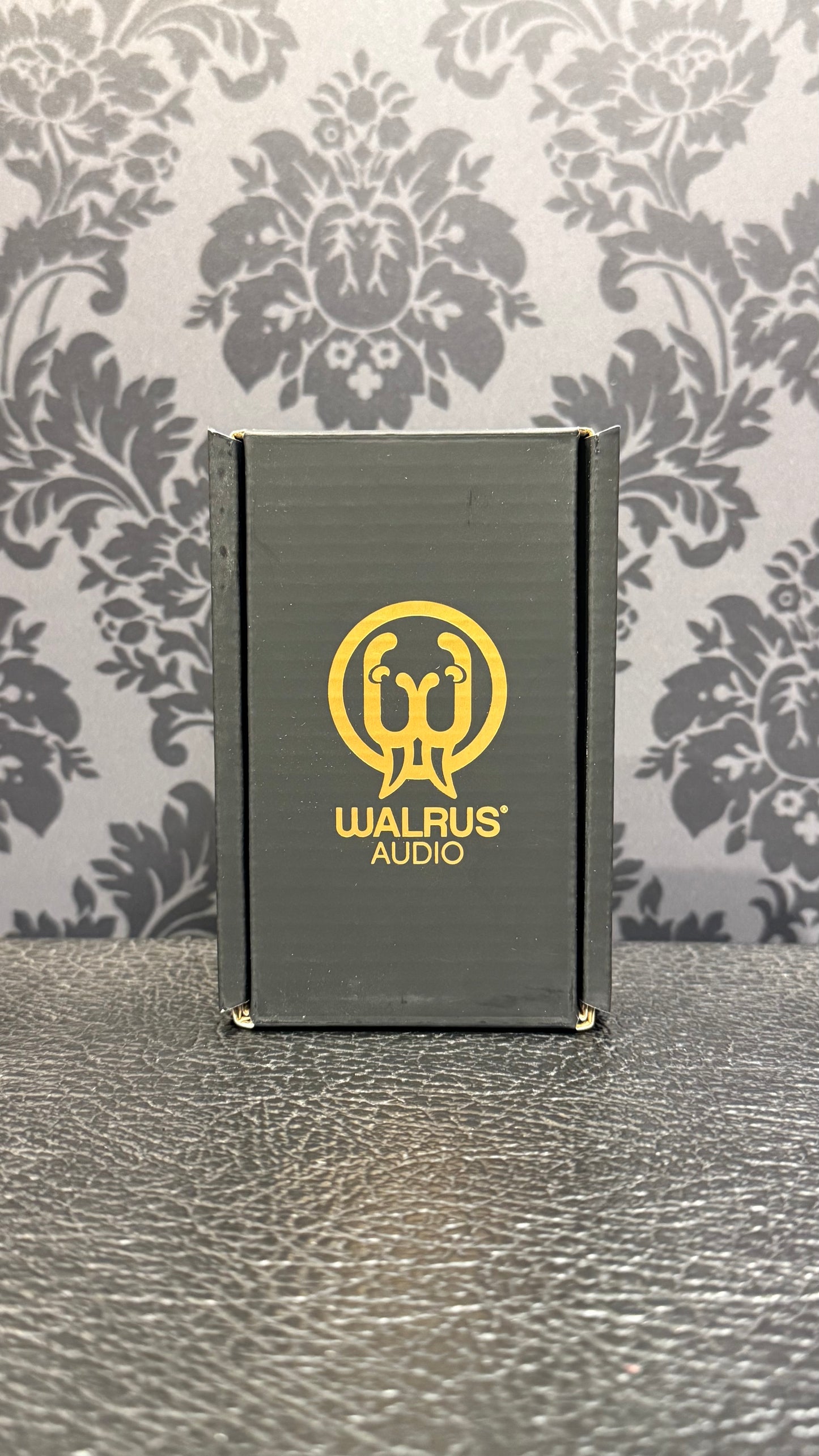 Walrus Audio Fundamental Fuzz