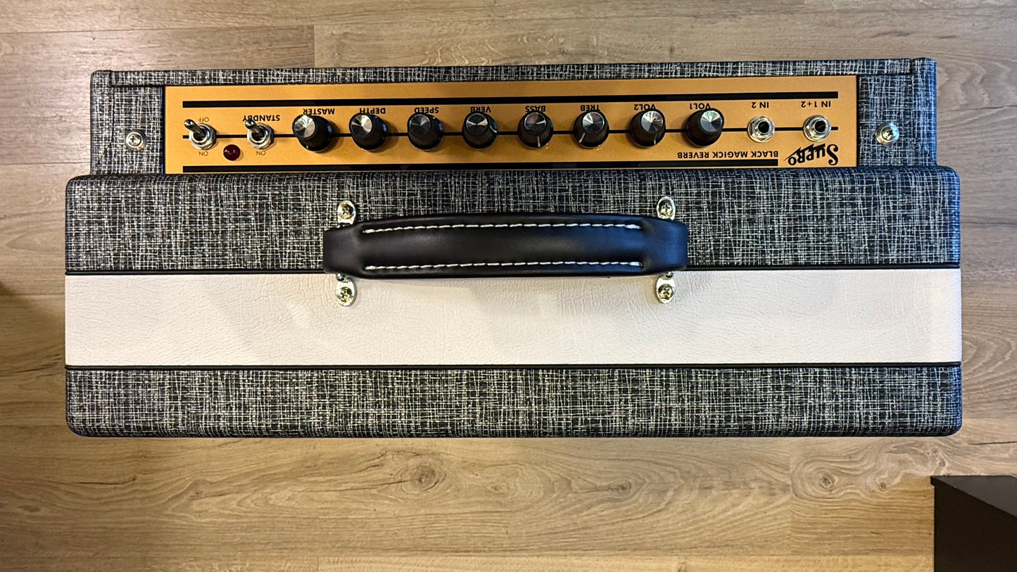 Supro 1696RT Black Magick Rev Combo