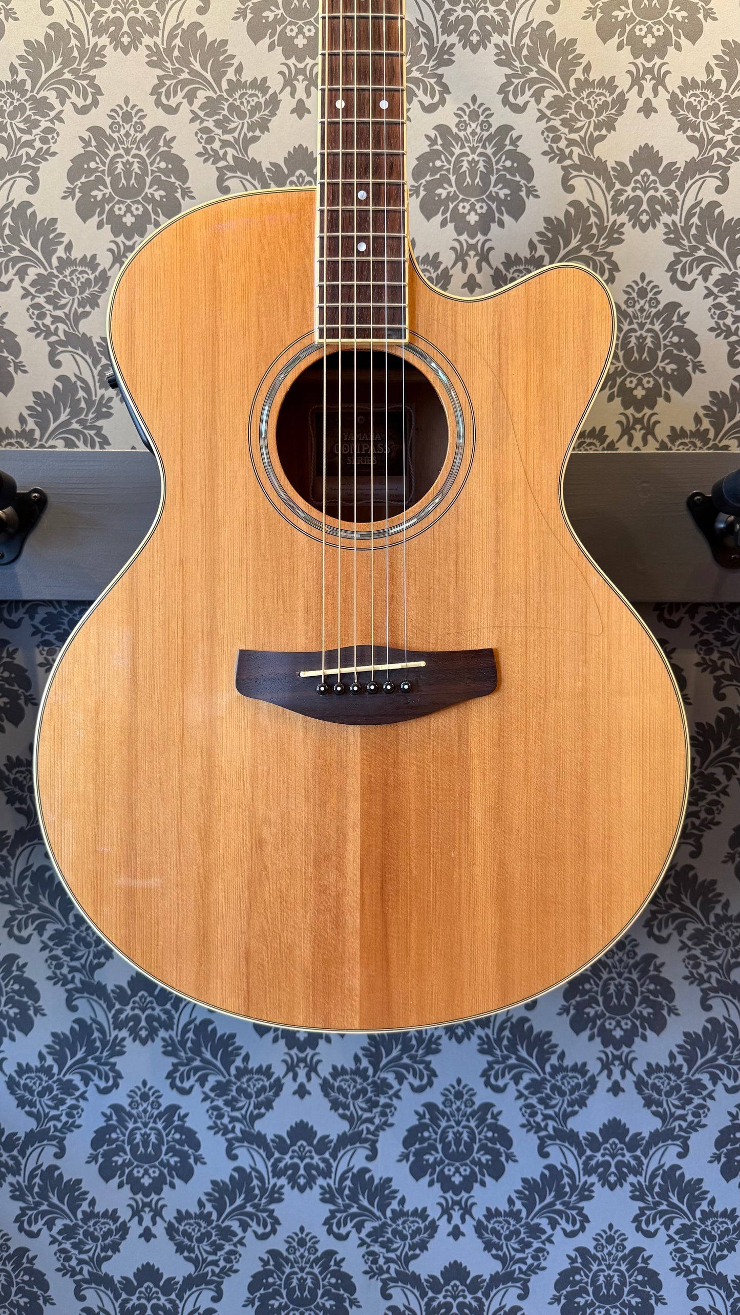 Yamaha CPX500 NT Electro Acoustic Guitar, Natural (occasion)