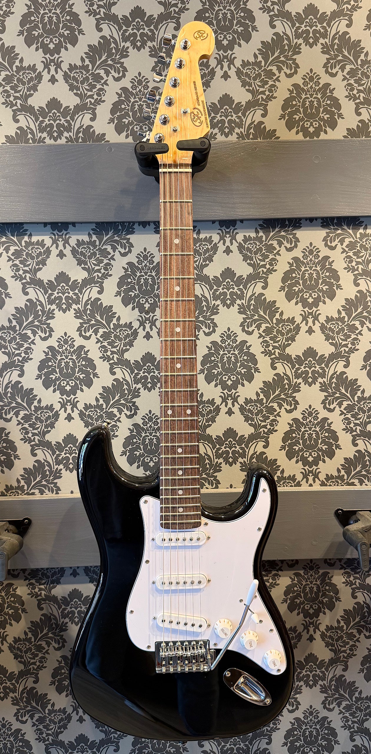SX ED1/BK Standard Series Black