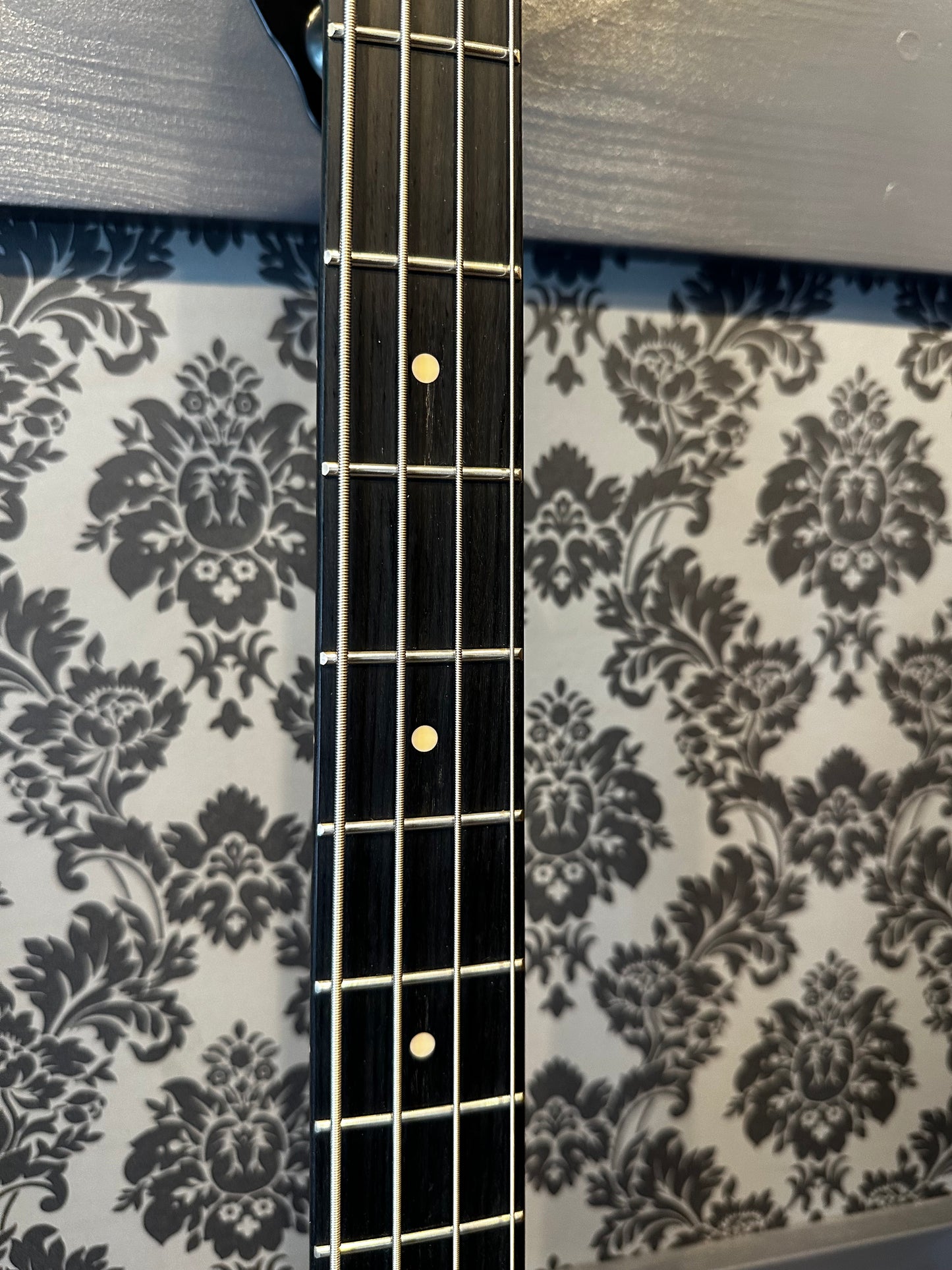 Eko VPJ-280V Relic Red Bass