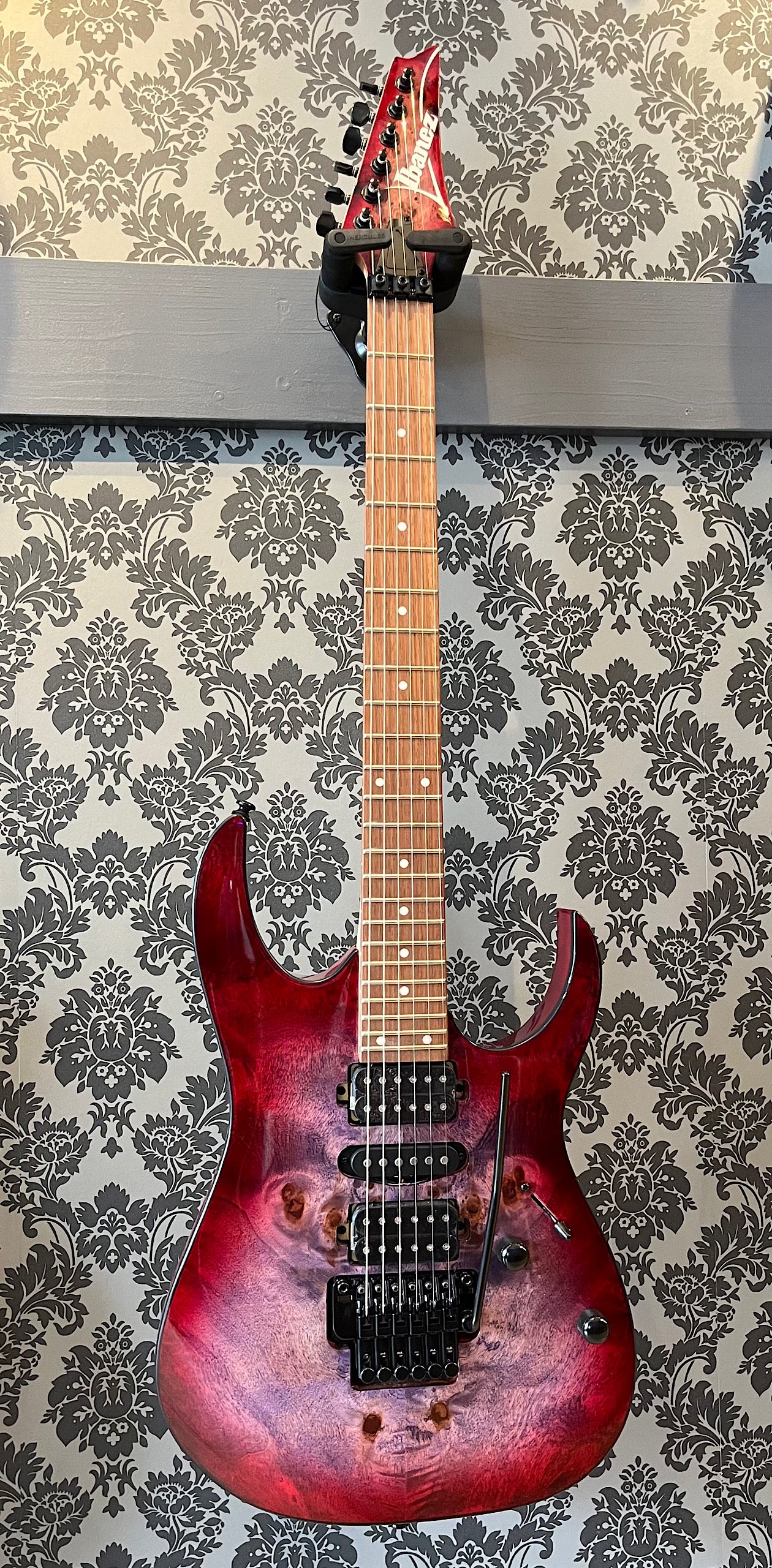 Ibanez RG470-PB Red Eclipse Burst