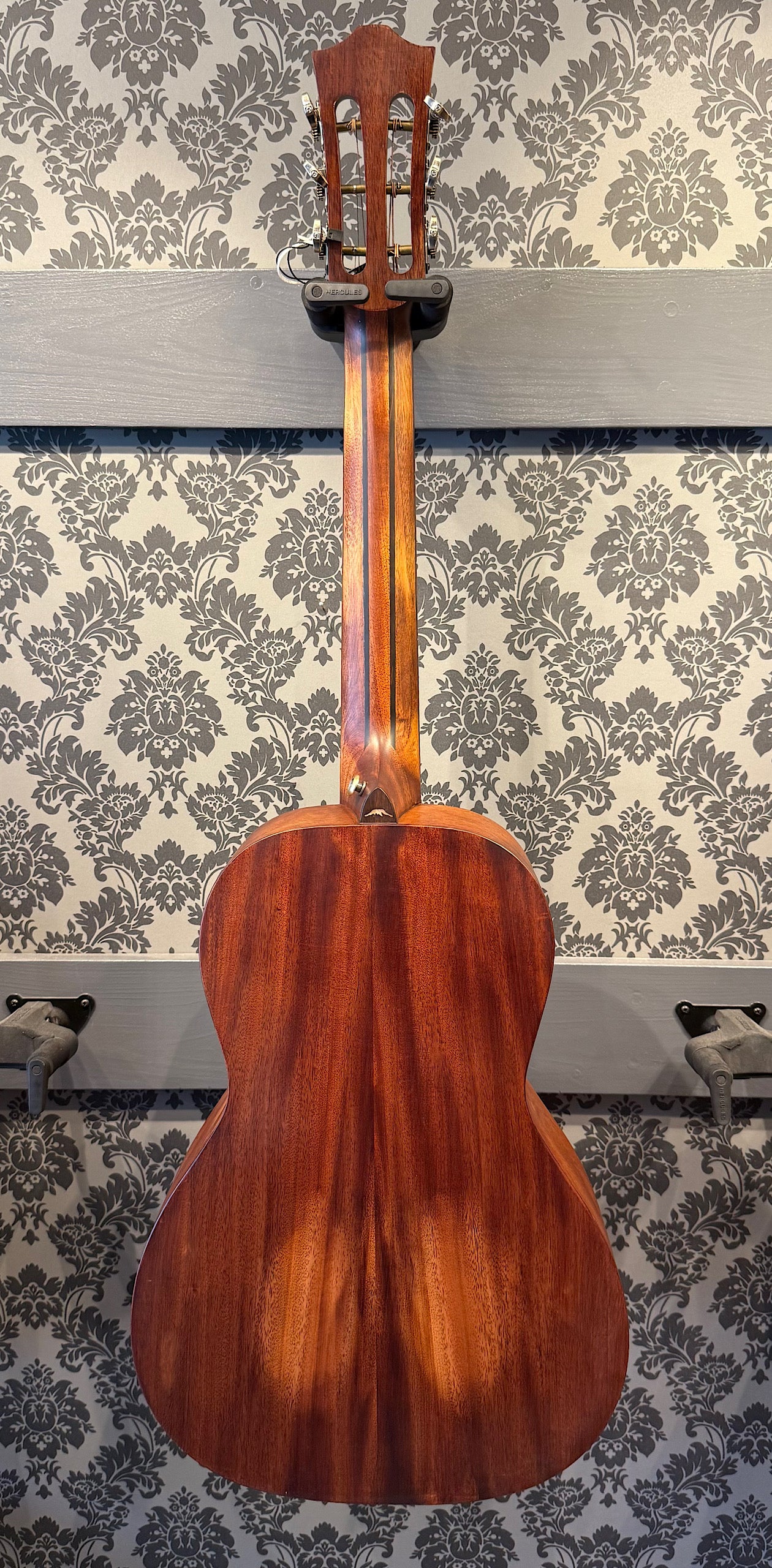 Bromo BAR-6H Historic Sunburst All Solid Parlor Incl. gigbag