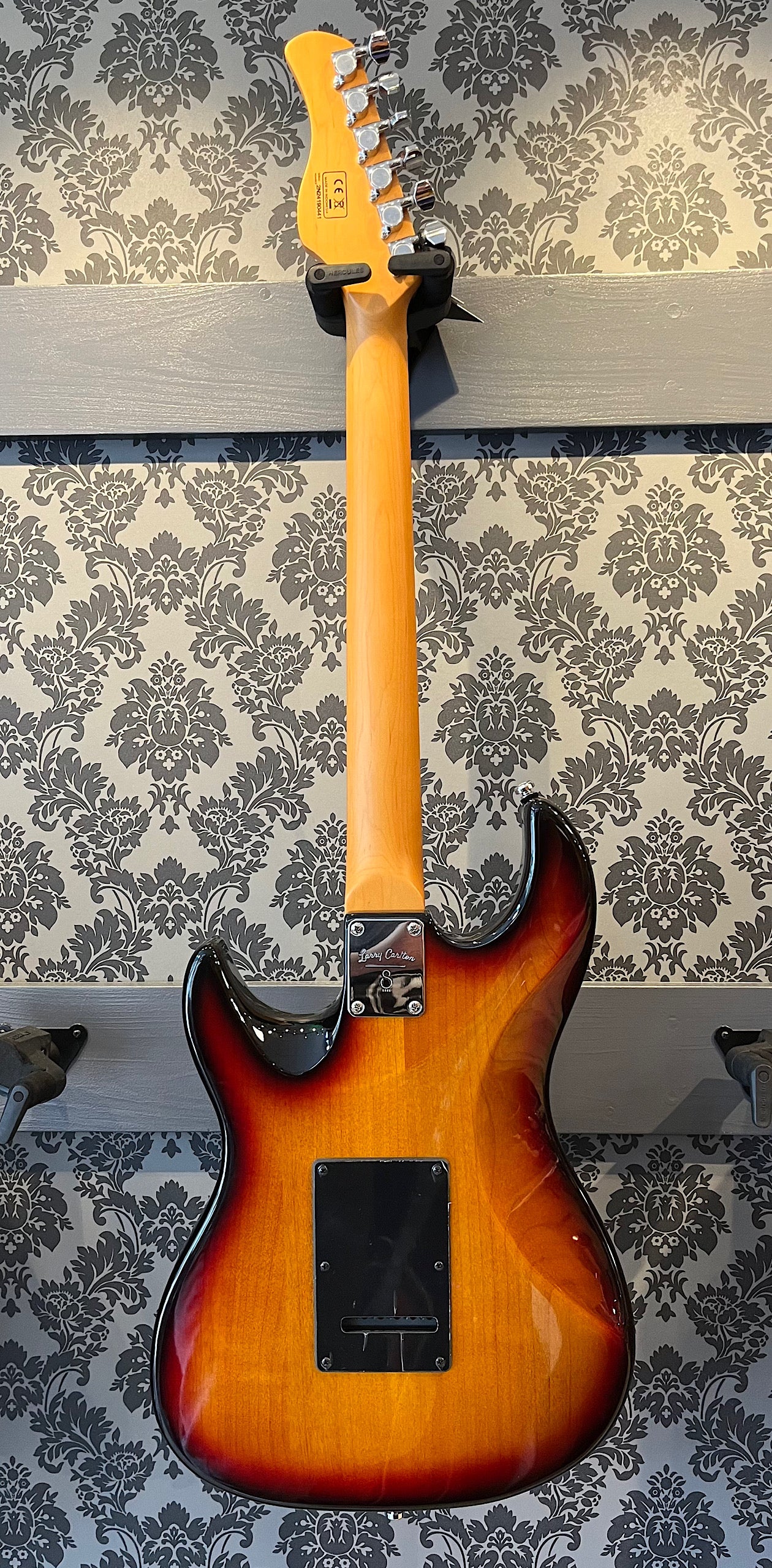Sire S5/3TS S-Series Larry Carlton alder 3-tone SB