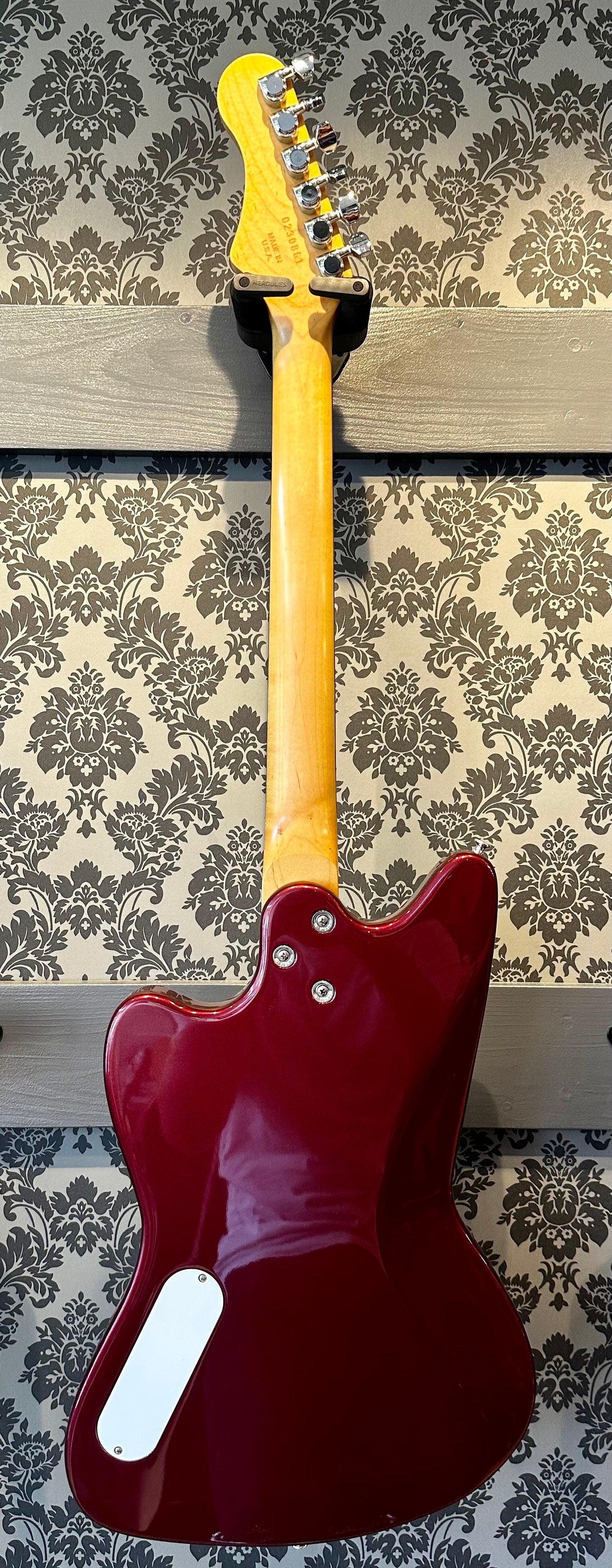 Harmony Silhouette Bigsby Burgundy Incl. Mono gigbag