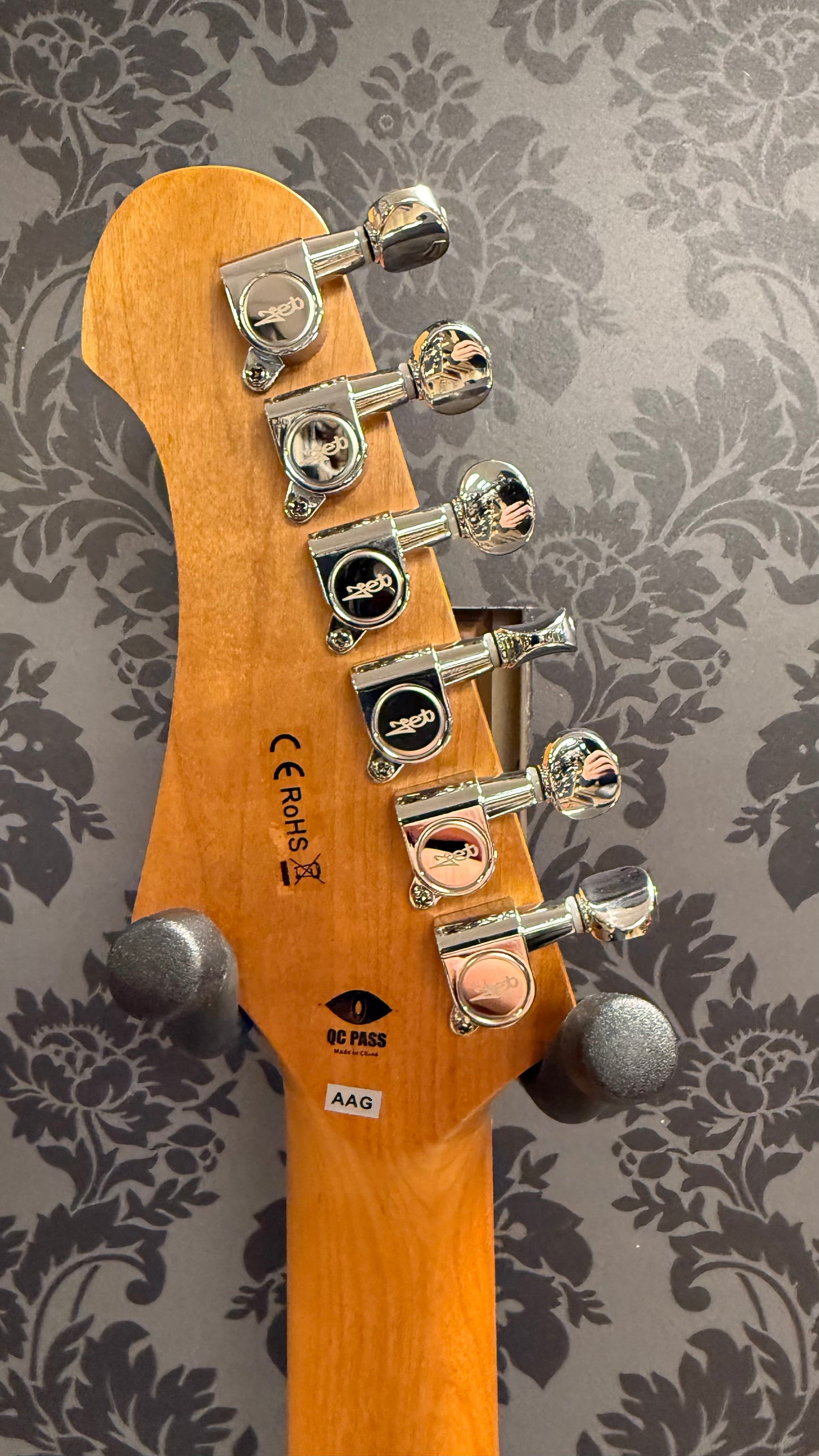 JET Guitars JS300 Sea Foam Green