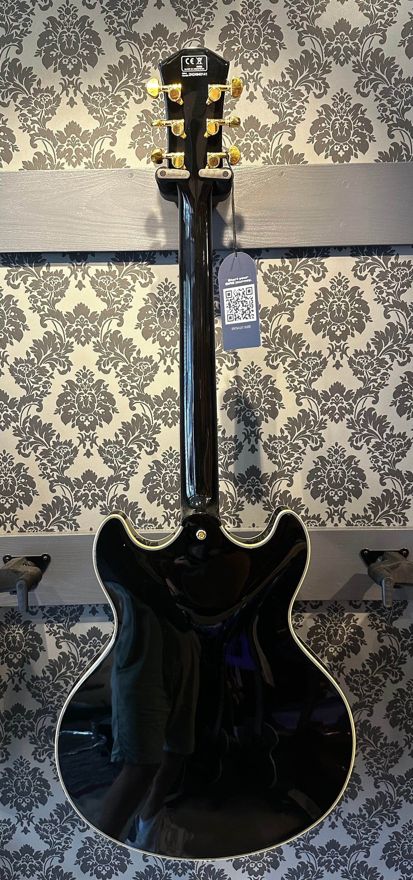 Sire Guitars Larry Carlton H7T Black