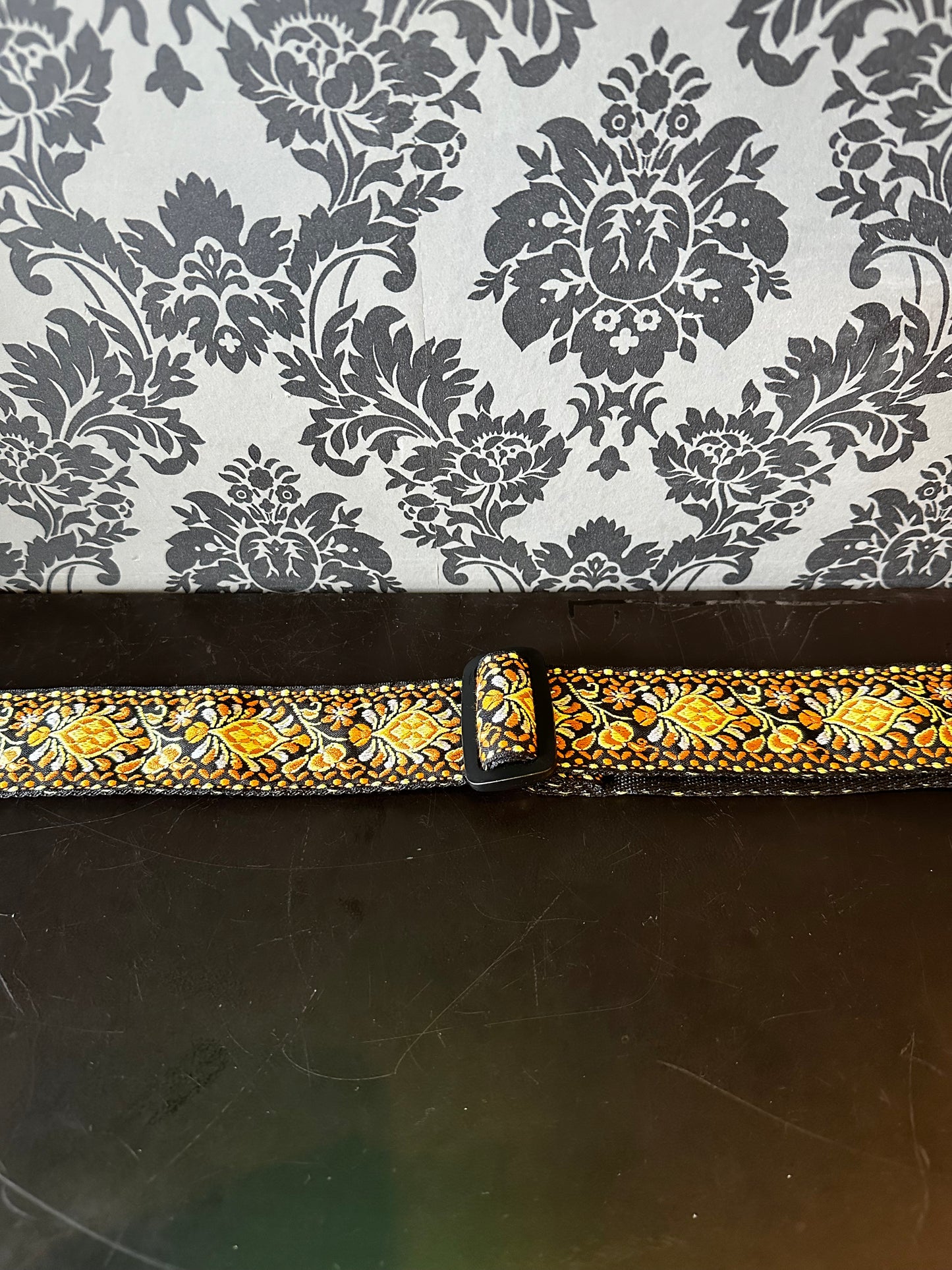 Leathergraft Black/Yellow/Brown