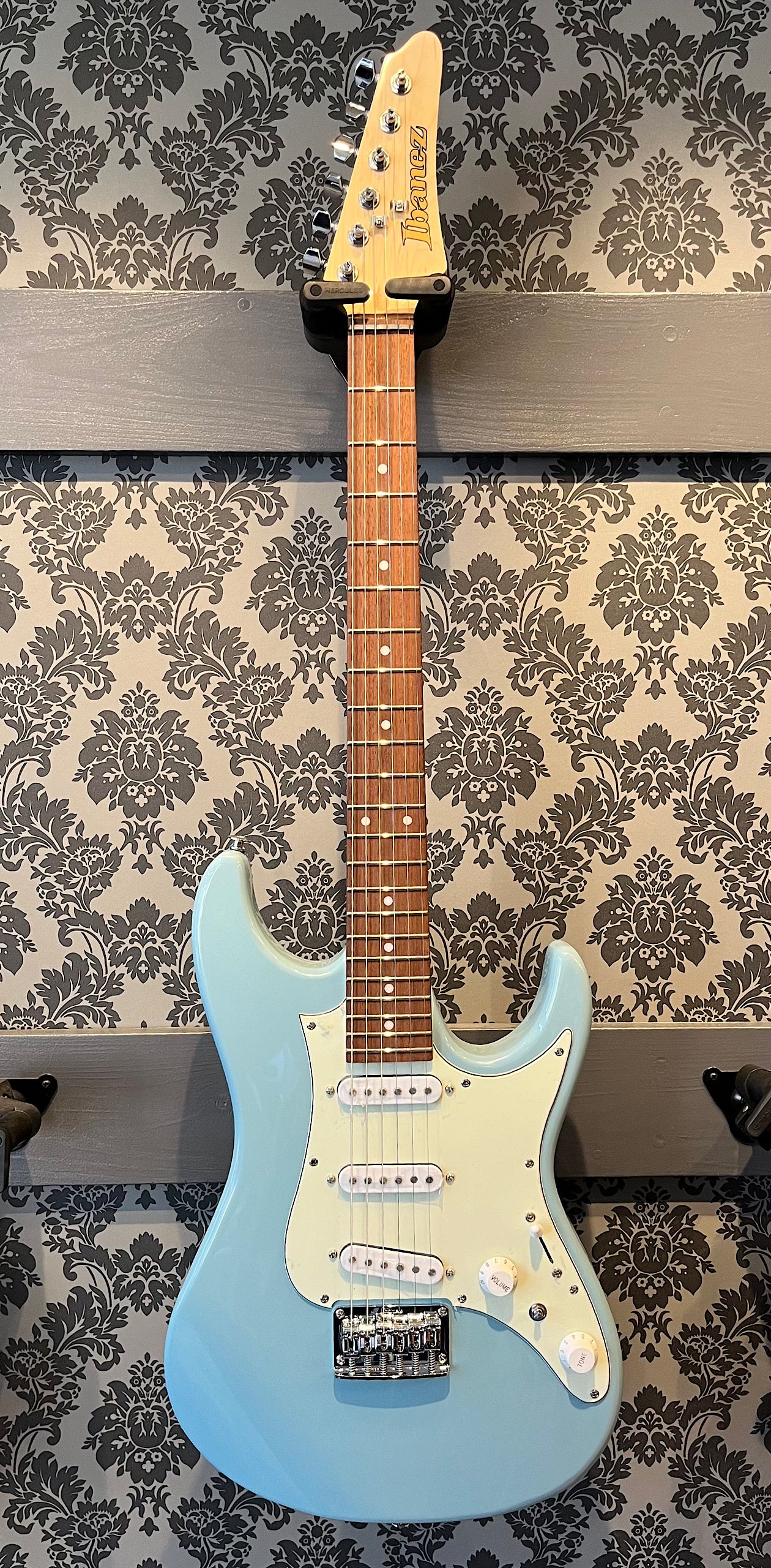 Ibanez AZES31-PRB Purist Blue