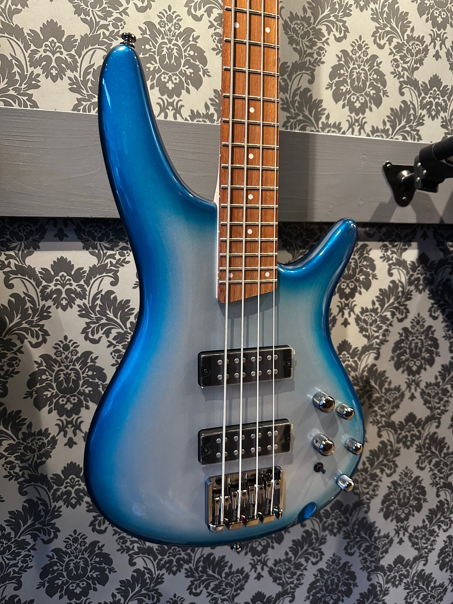 Ibanez SR300E-DOT bass Deep Ocean Metallic