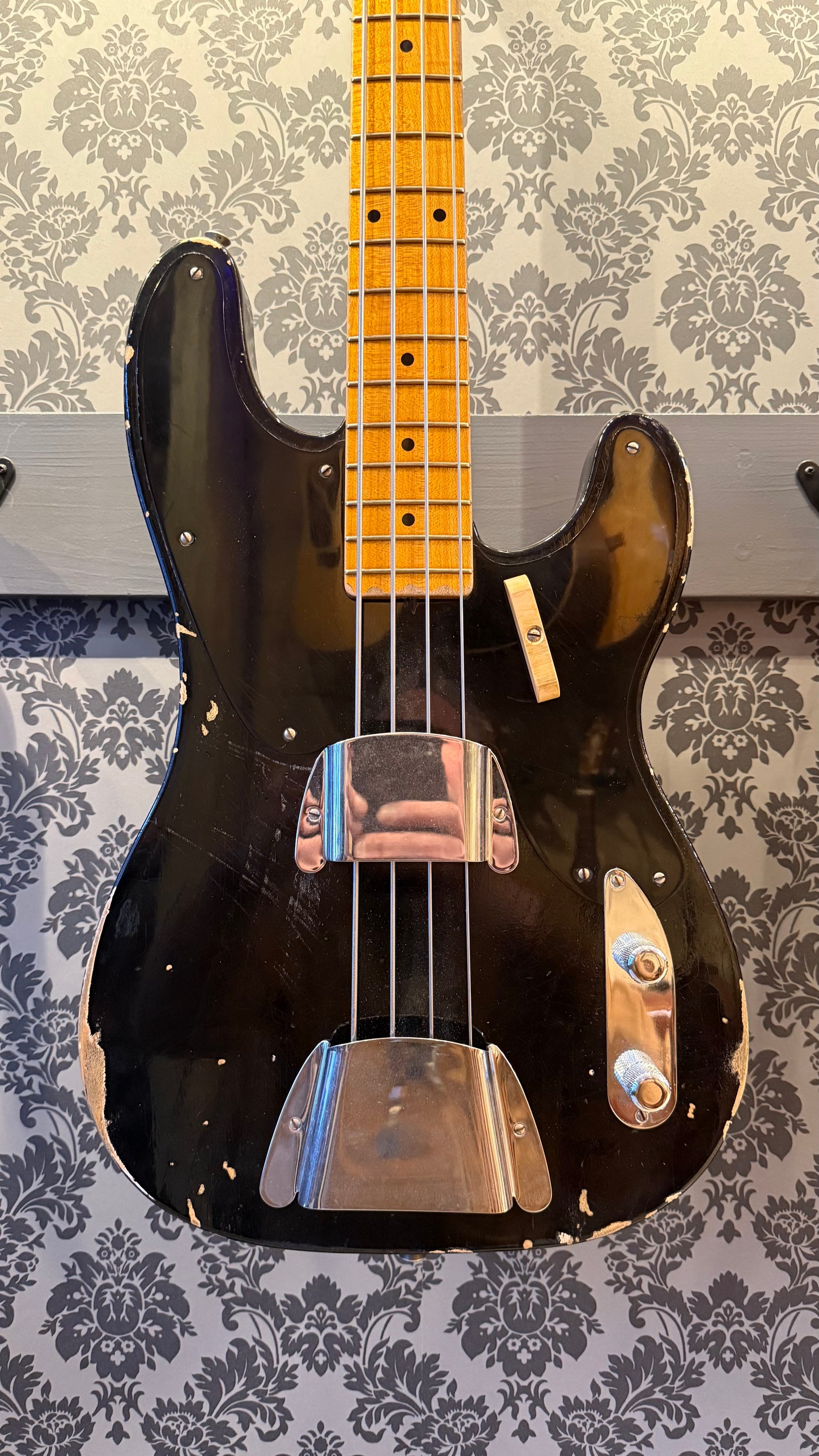 Fender '51 Precision bass LTD Black Relic Custom Shop, incl Case (occasion)