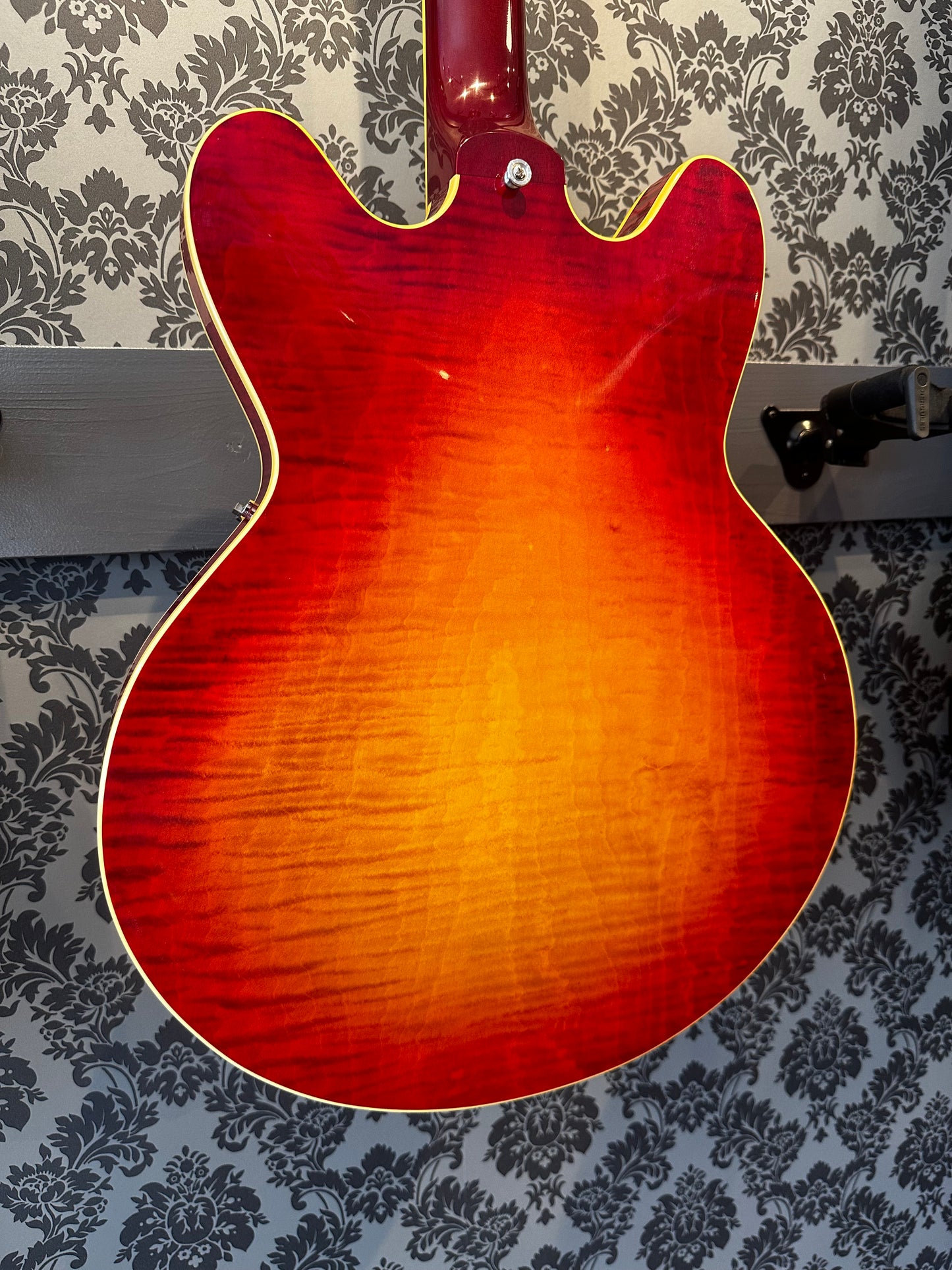 Heritage H-535 Custom Core Dark Cherry Sunburst Incl. case