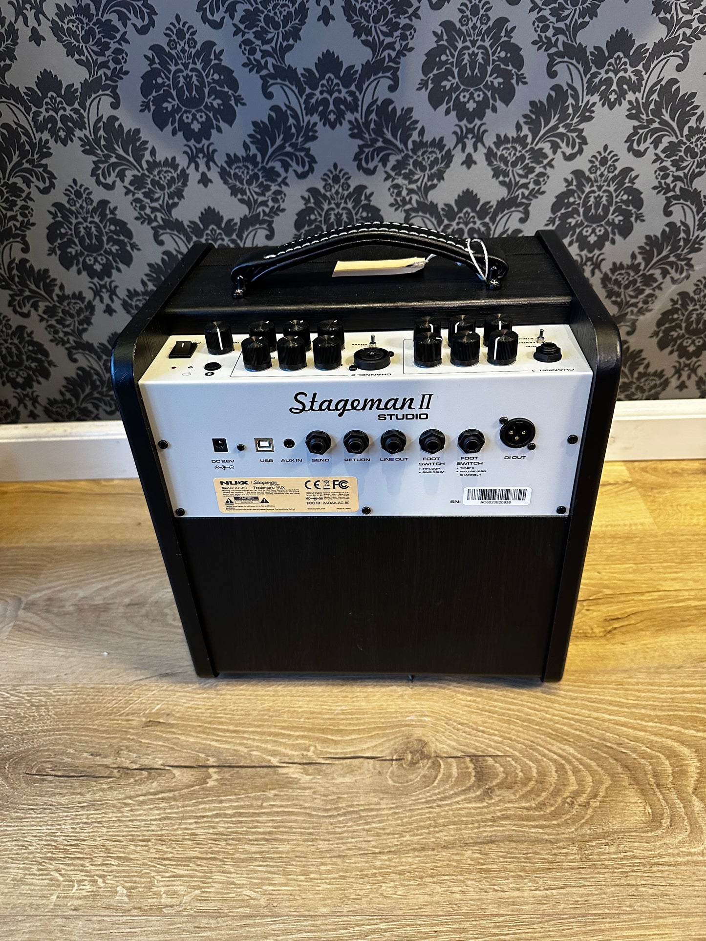 Nux AC-60 Stageman II acoustic guitar amplifier 60 watt