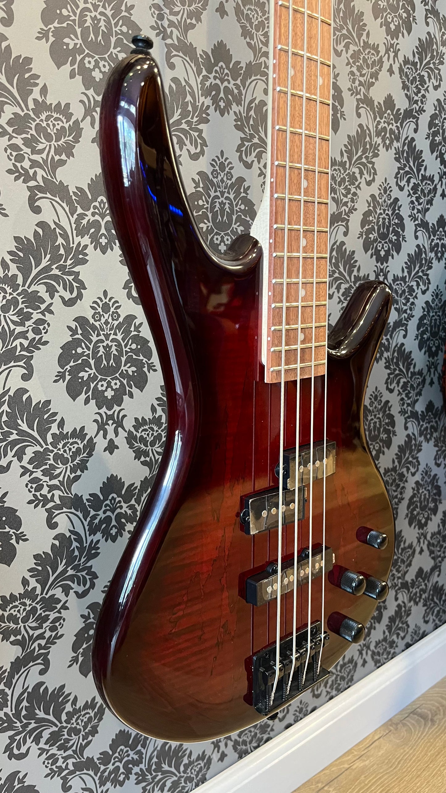 Ibanez GSR200-SMCNB Bass