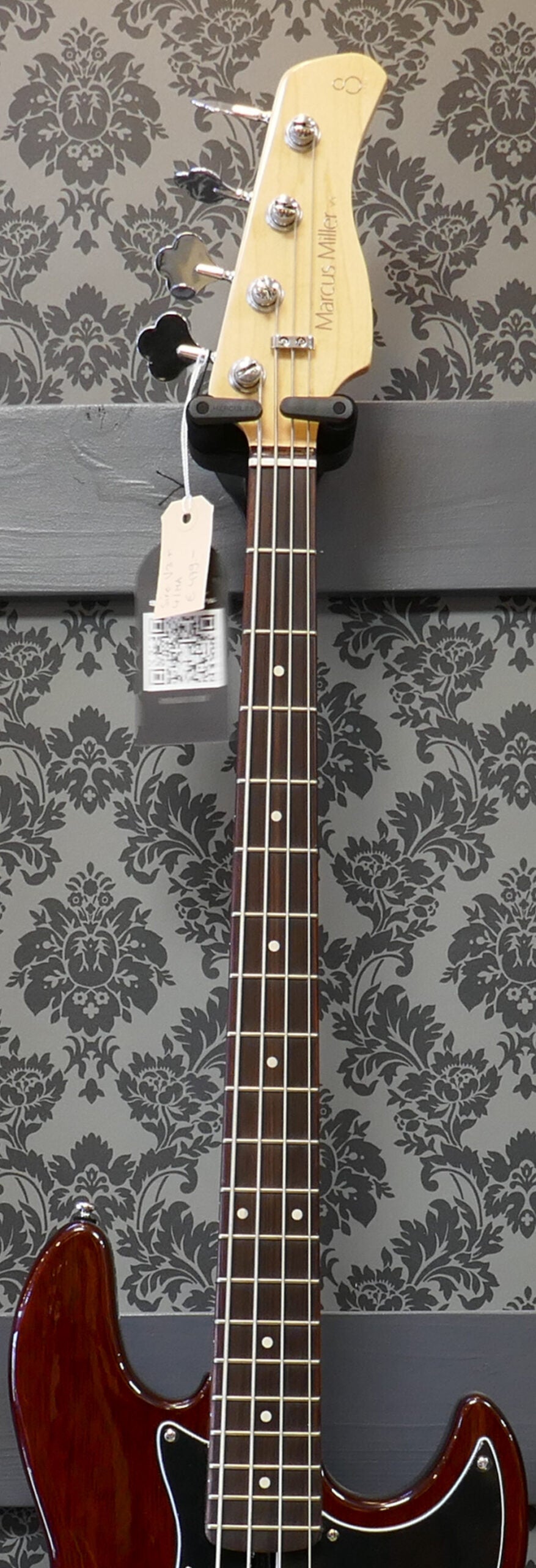 Sire Marcus Miller V3 Naturel Mahogany