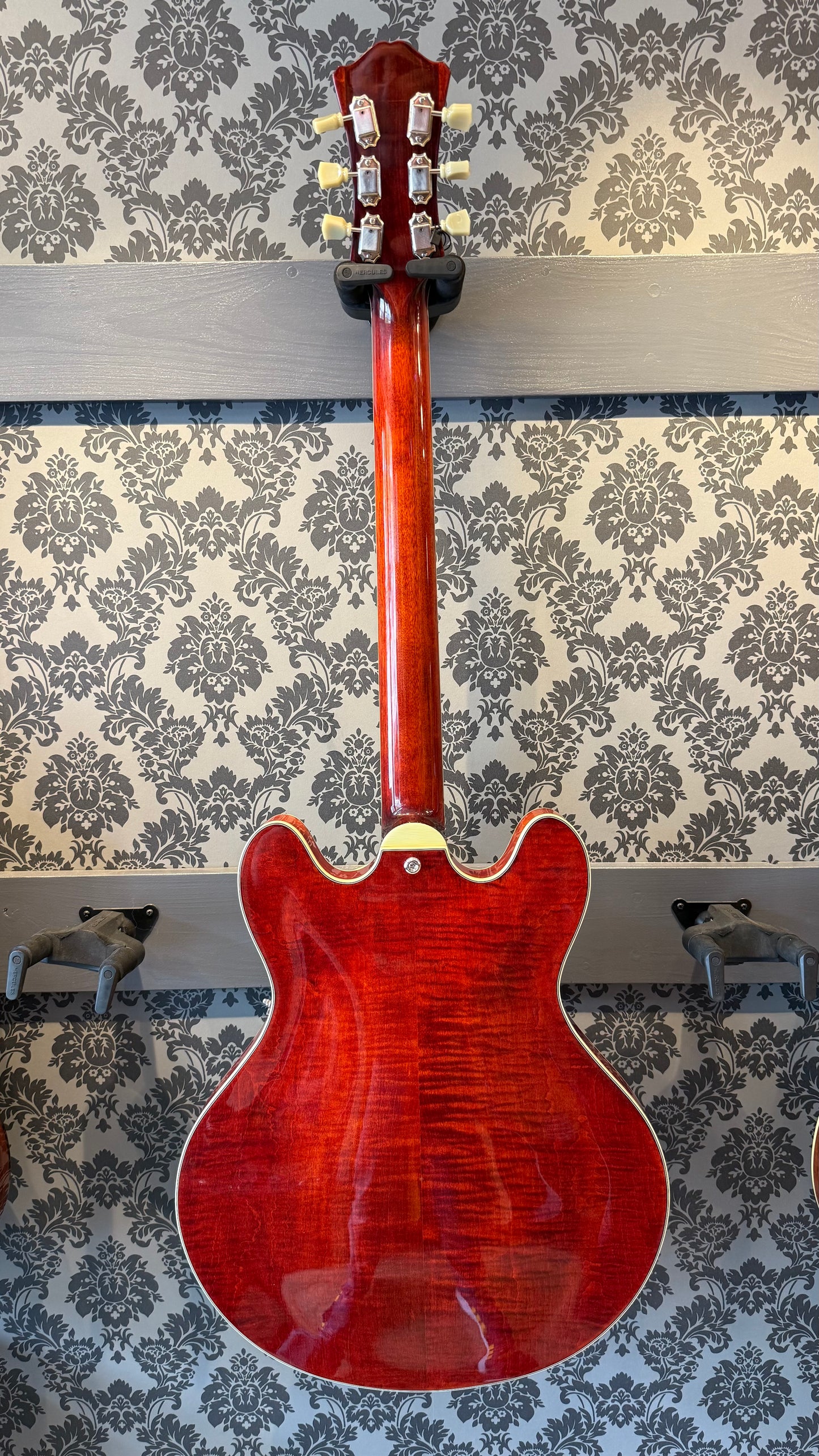 Eastman T486 16" Thinline Seymour Duncan HB incl.case (B stock)