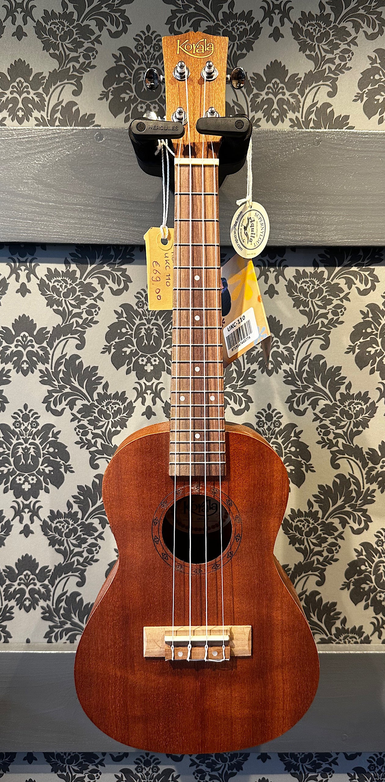 Korala UKC-110 Performer Series concert ukulele