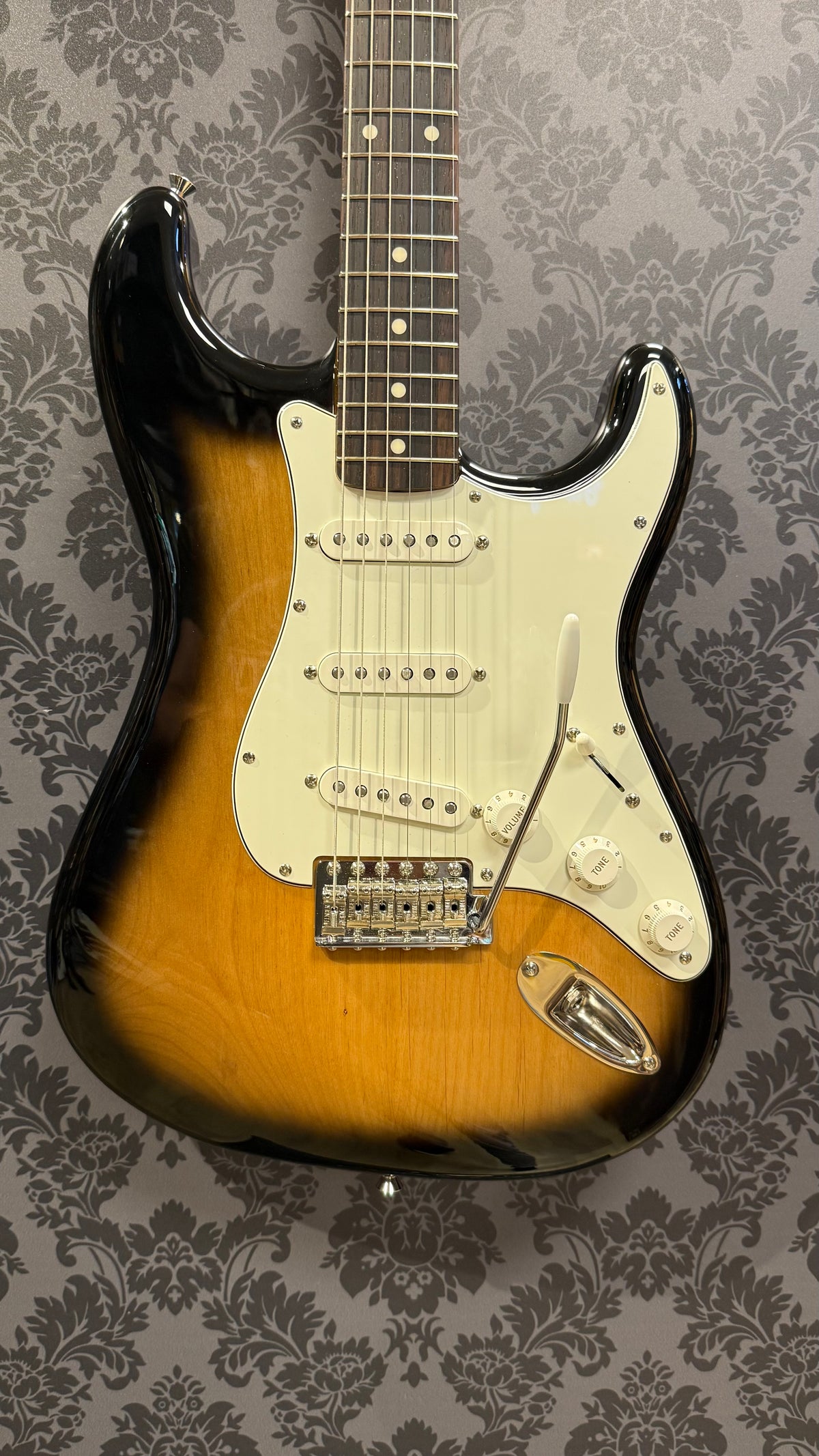Fender Stratocaster 2 tone SB (occasion)