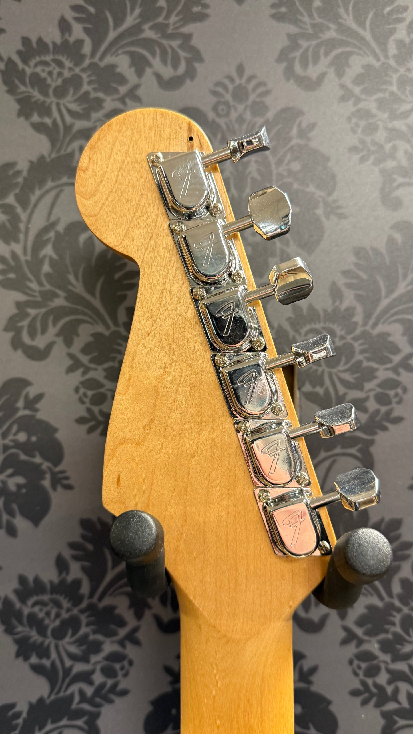 1995 Fender Squier Series (Mexico-made) Stratocaster OW (occasion)